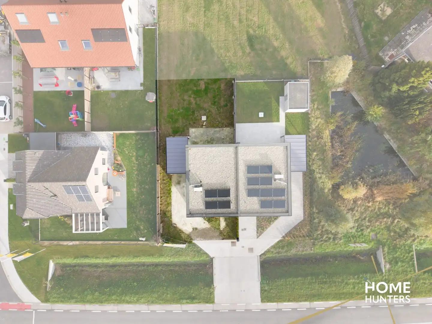 Luxueus afgewerkte halfopen nieuwbouwwoning met vergezichten foto 23