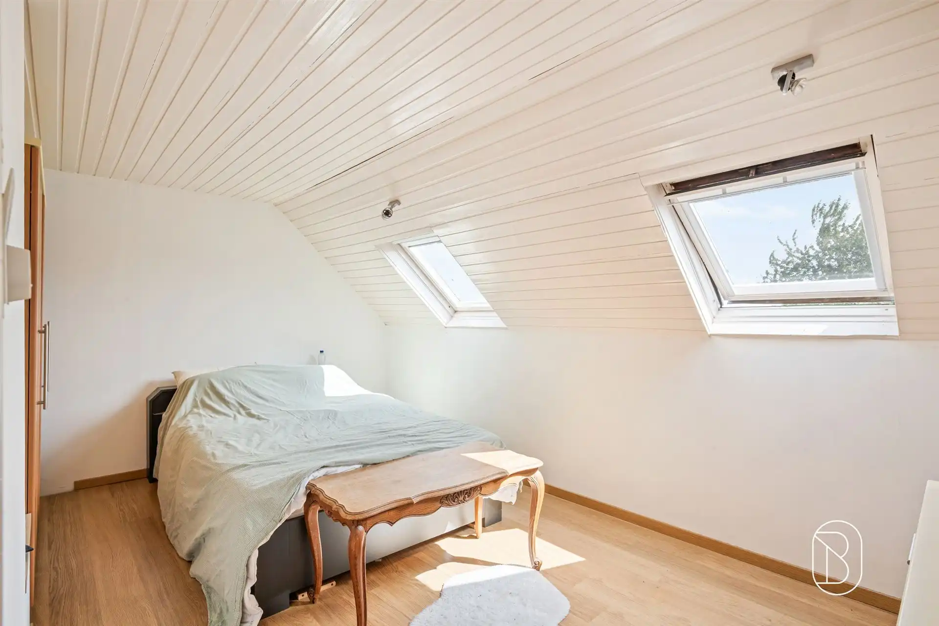 Ruime veelzijdige woning met 5 SLK en polyvalente ruimte foto 13