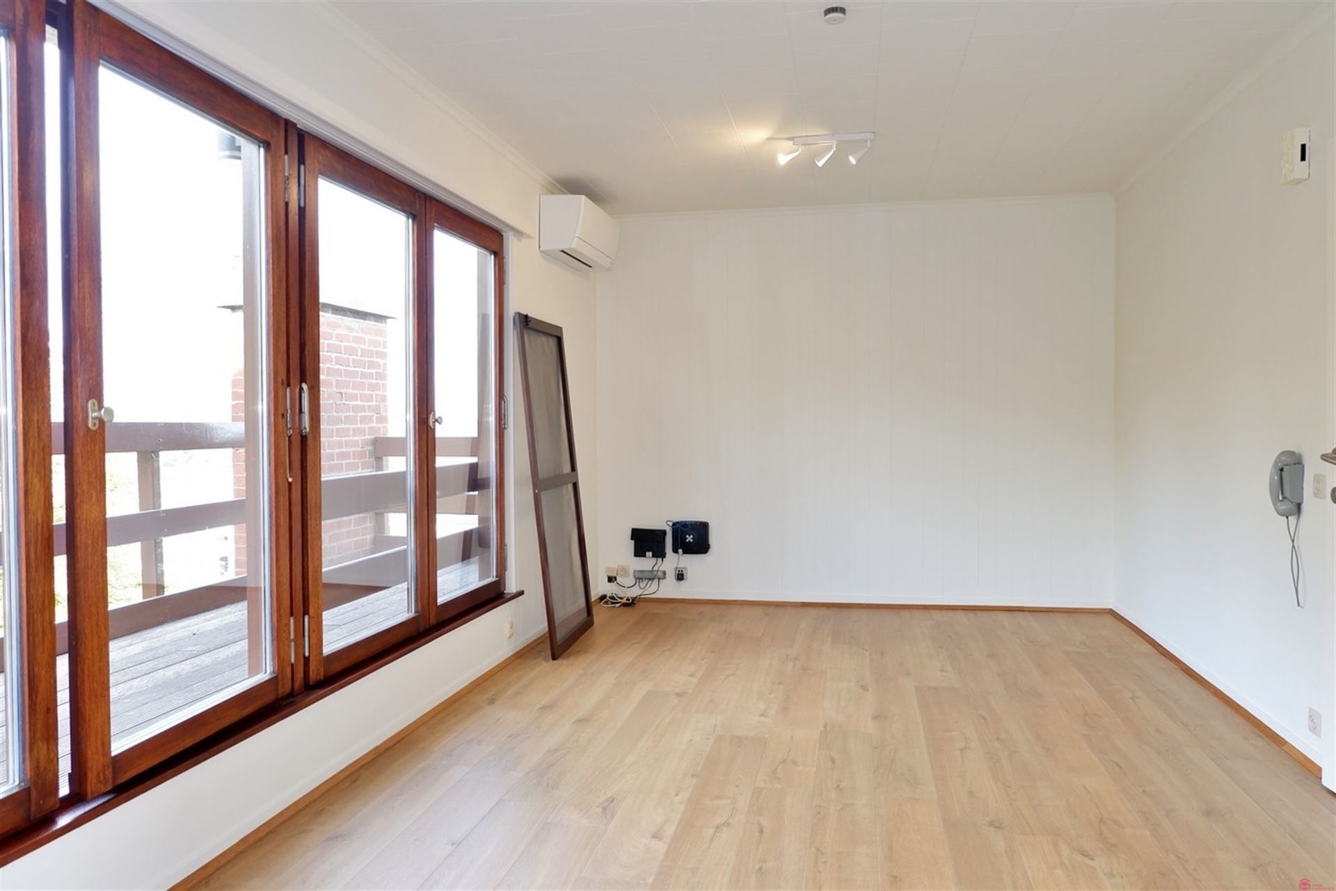 Dakappartement met heel aangenaam terras foto 3