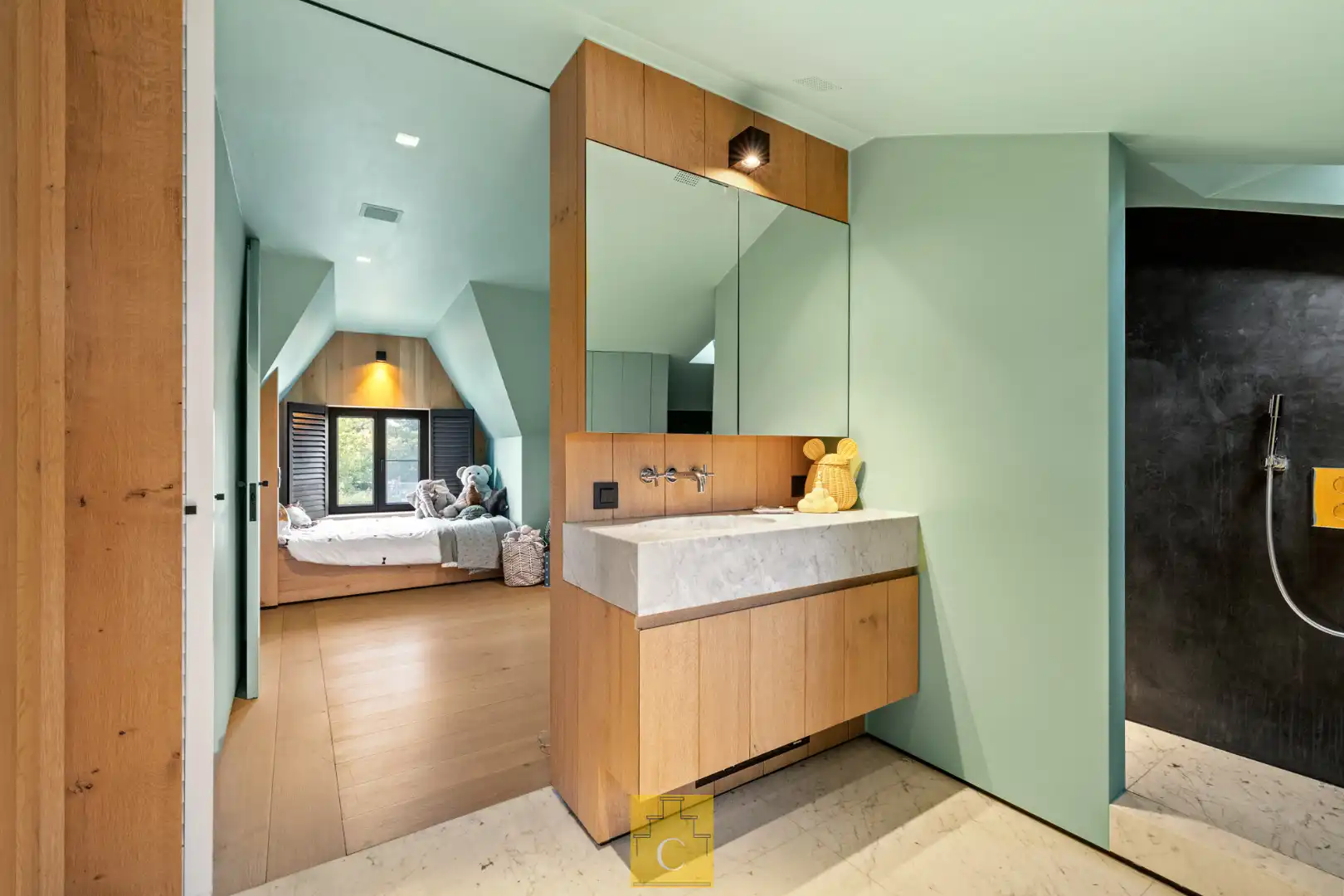 Een absolute topper, zowel qua afwerking als de AA-locatie aan de Potterierei! foto 12