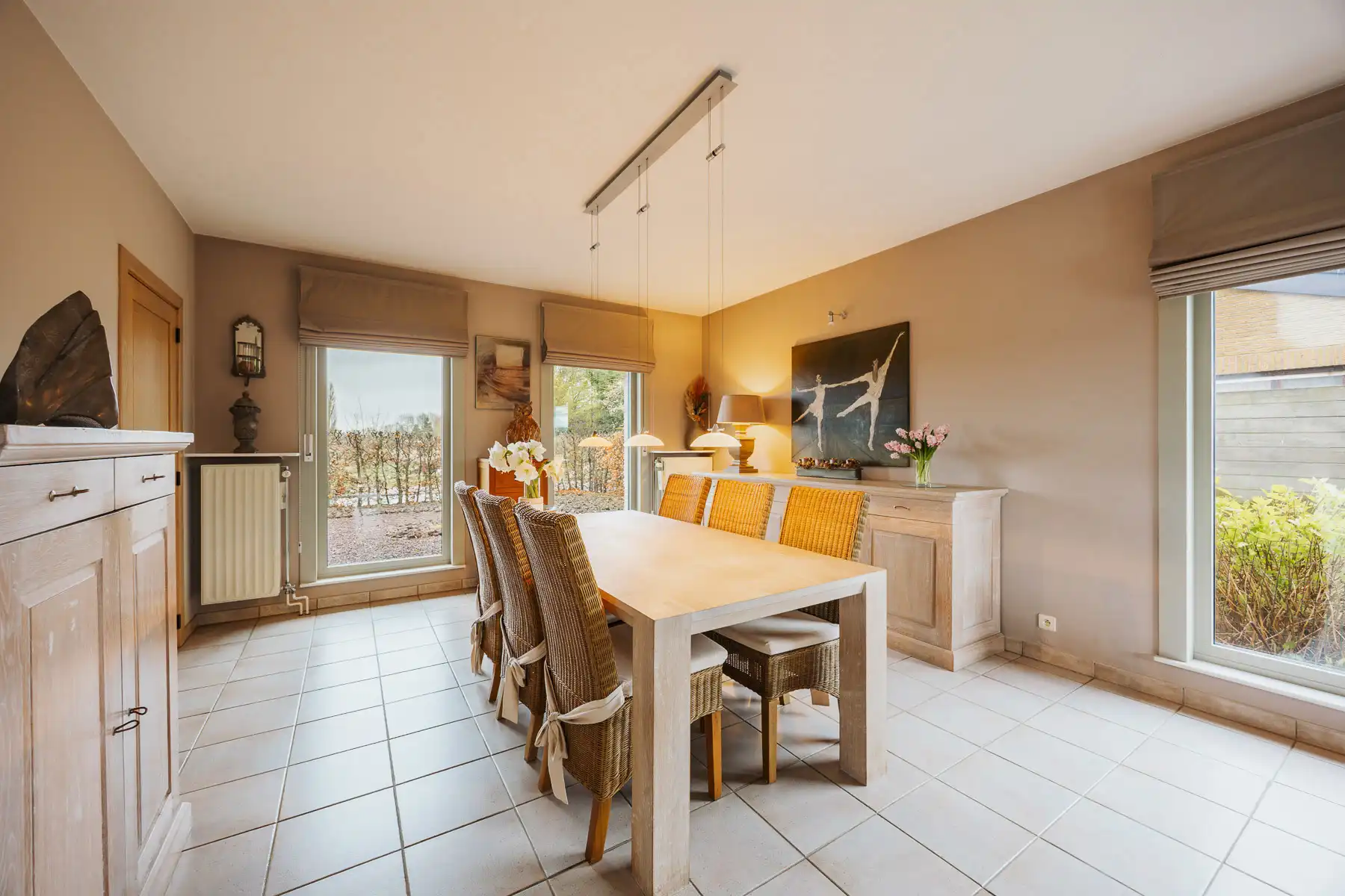 Ruime, instapklare woning met mooie tuin in groene omgeving foto 7