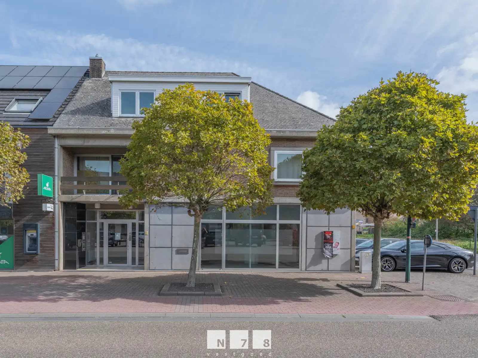Kantoor te koop foto {{pictureIndex}}