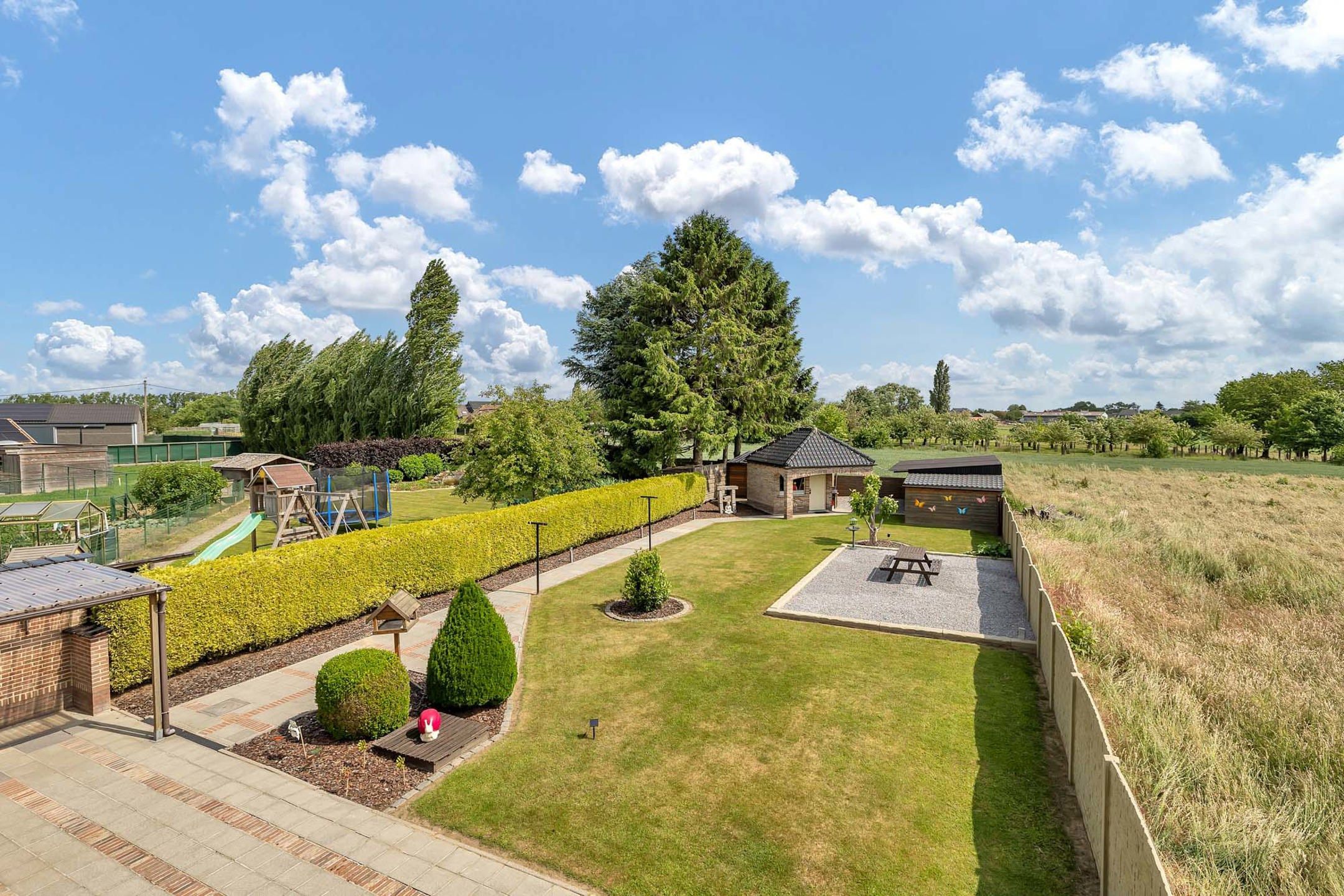 Ruime, prachtig gelegen woning met diverse mogelijkheden foto 27