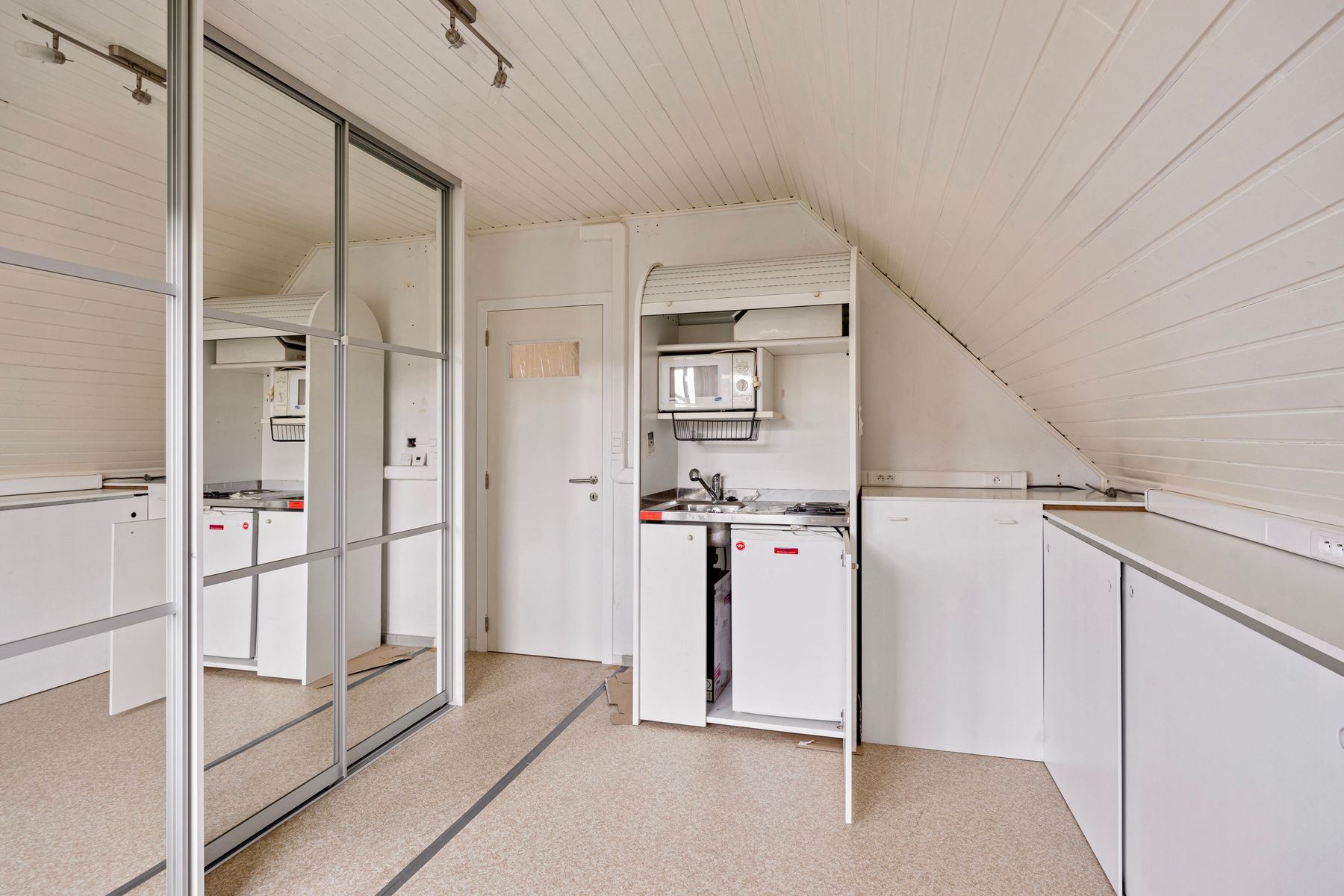 Charmante woning met tuin en 5 Slaapkamers foto 20