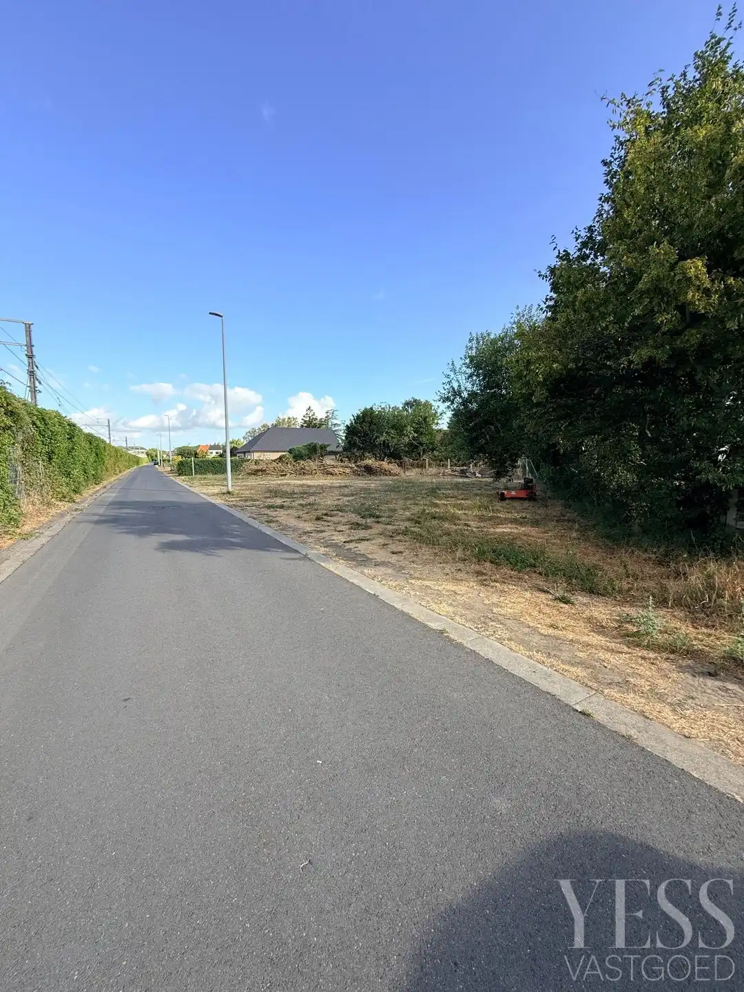 Bouwgrond voor 2 woningen foto 3
