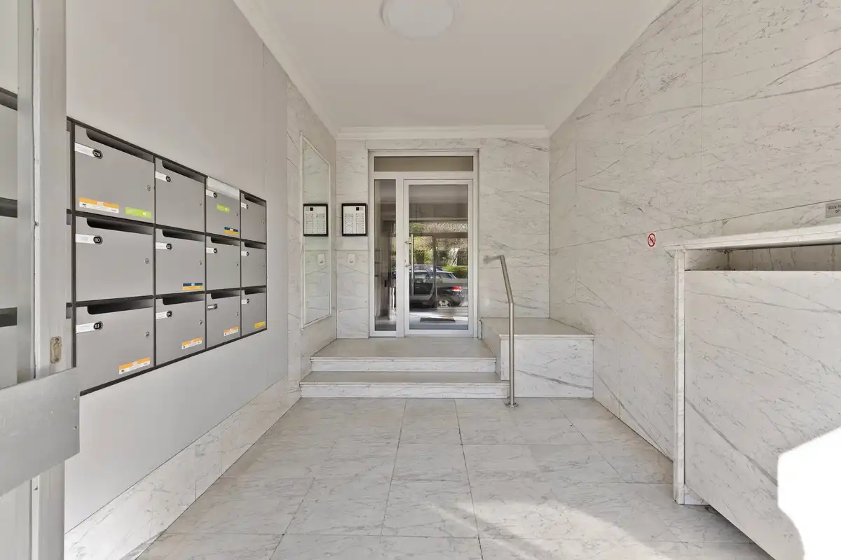 Bijzonder luxueus en groot stadsappartement aan het Zuidpark. foto 26