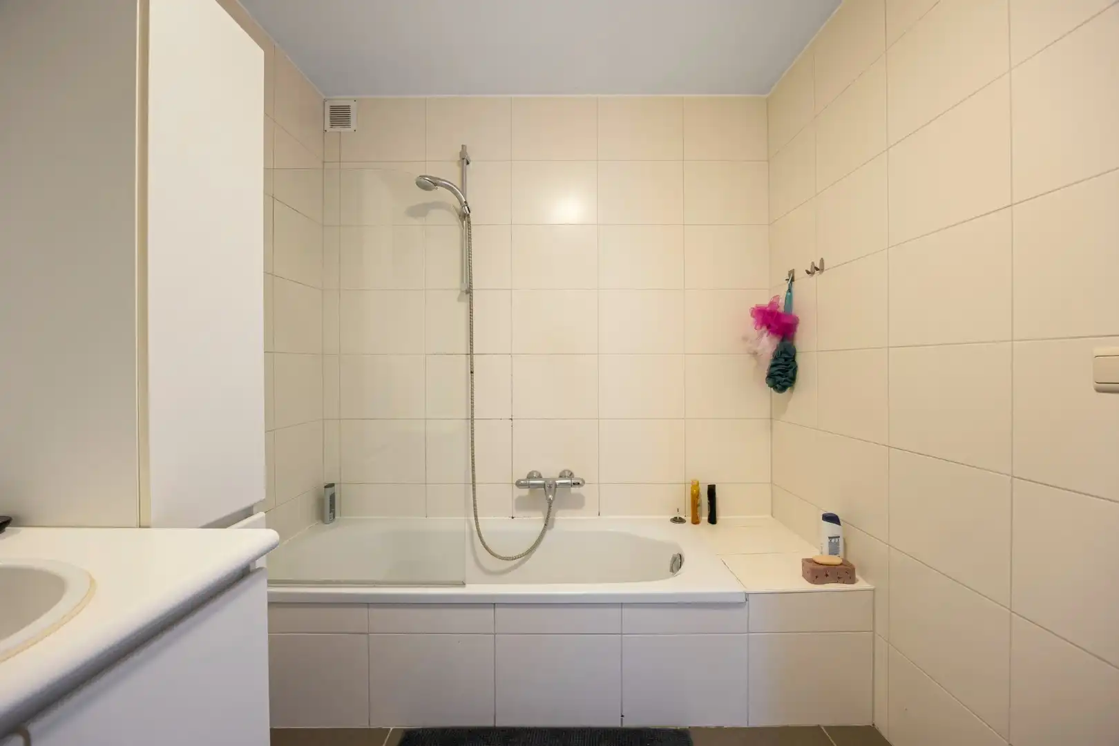 Ruim appartement met 3 slpks, centraal gelegen in Mol !  foto 12