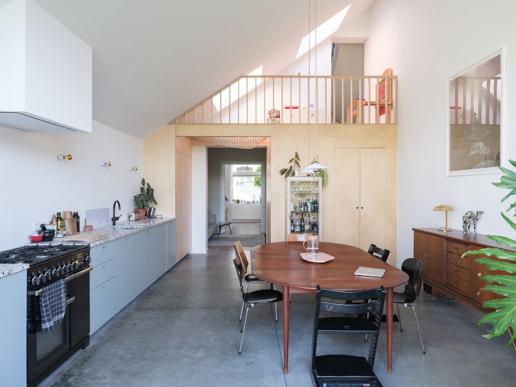 Sint-Amandsberg - Karaktervolle woning met 3 slaapkamers en tuin nabij het hart van Gent foto 4