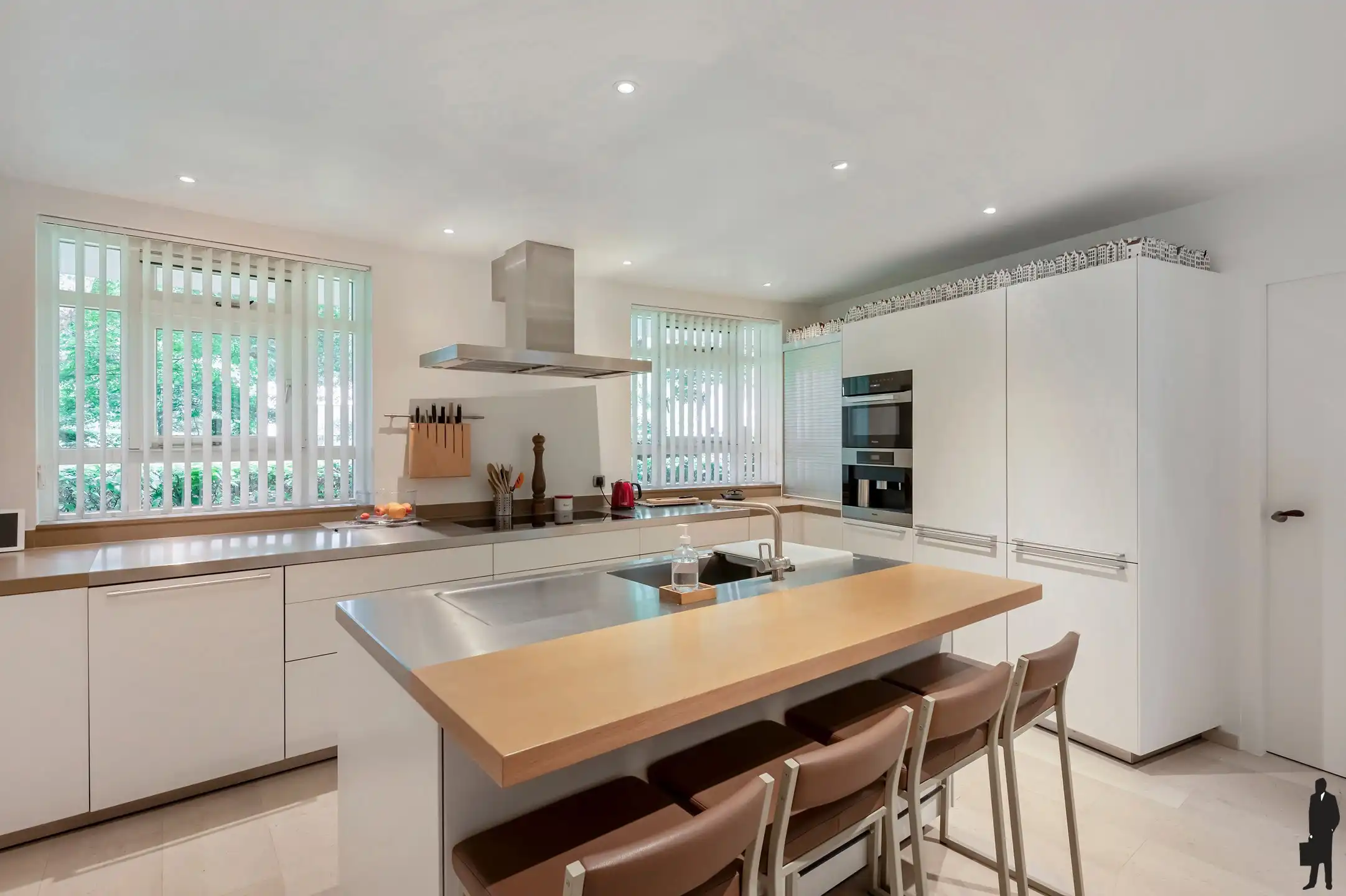 Charmante villa op gegeerde locatie foto 6