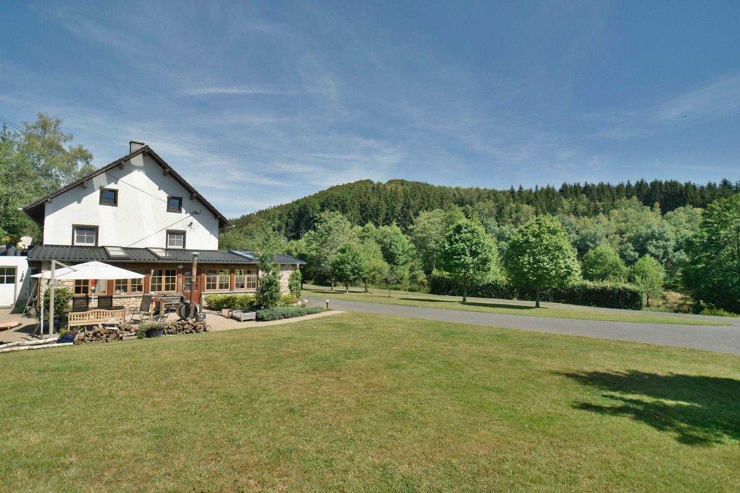 Domein van bijna 6 ha met een charmant landhuis en multifunctioneel vrijstaand bijgebouw op een idyllische, natuurrijke locatie te Amel foto 32