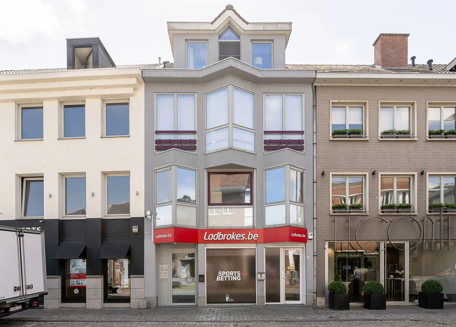 Commerciële ruimte te koop Tussenbruggen 5 - 9700 Oudenaarde