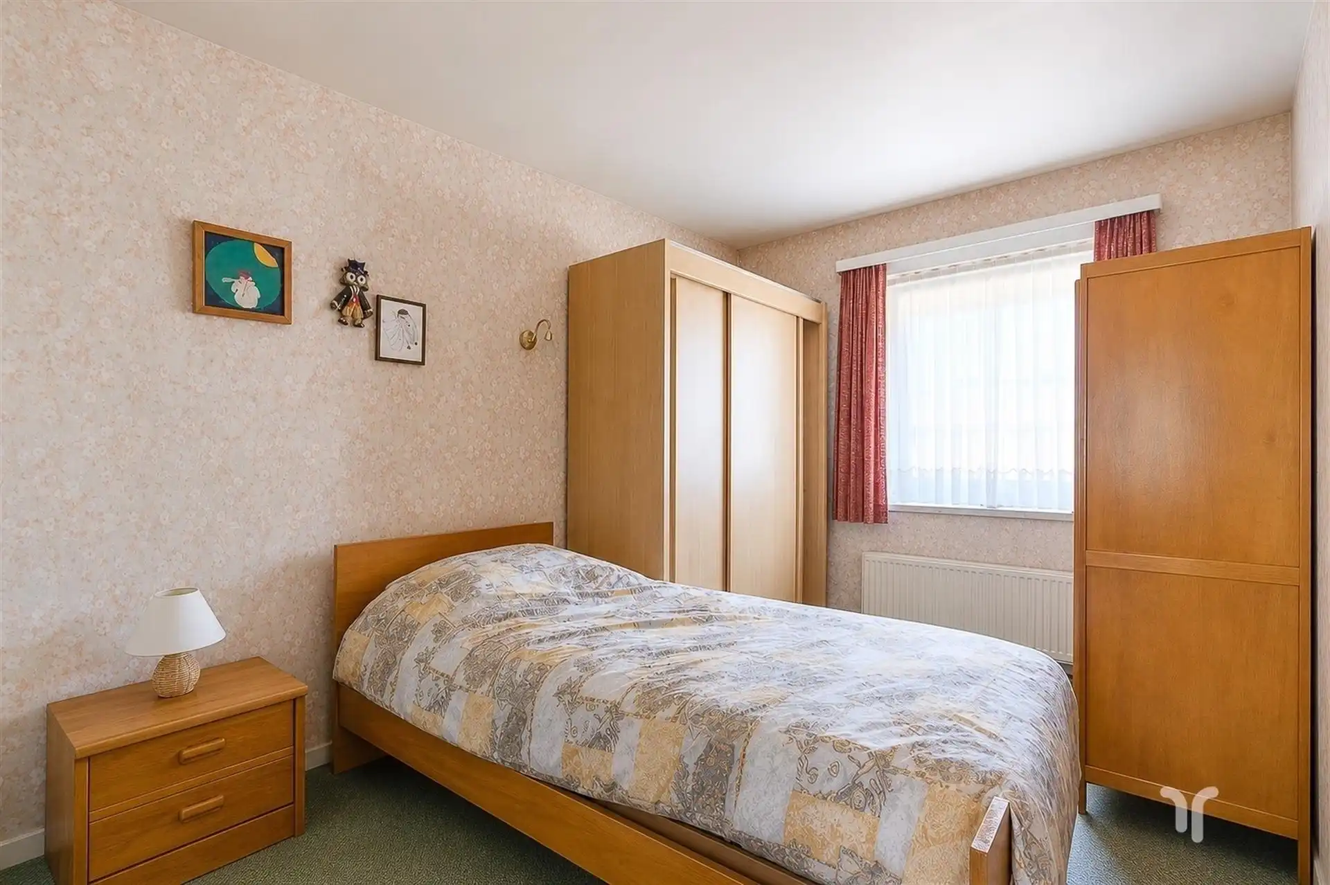 Verzorgde woning met 3 slaapkamers en aparte garage op een rustige ligging. foto 7