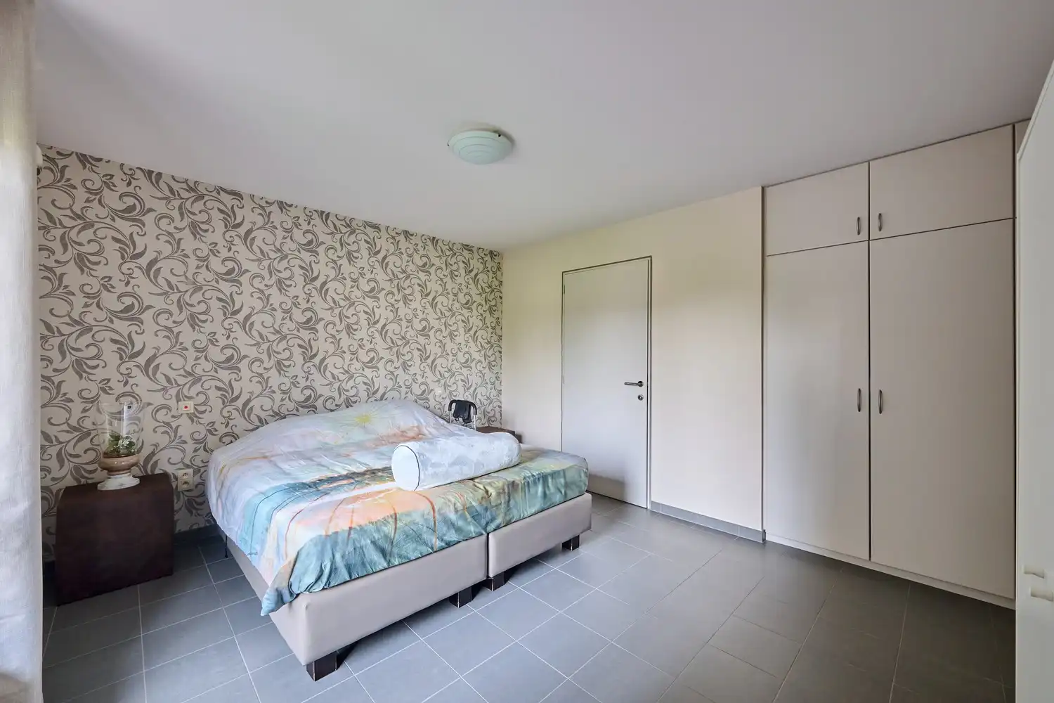 Senioren appartement gelegen op de eerste verdieping met zongericht terras en fijn uitzicht op het stadsplein foto 5