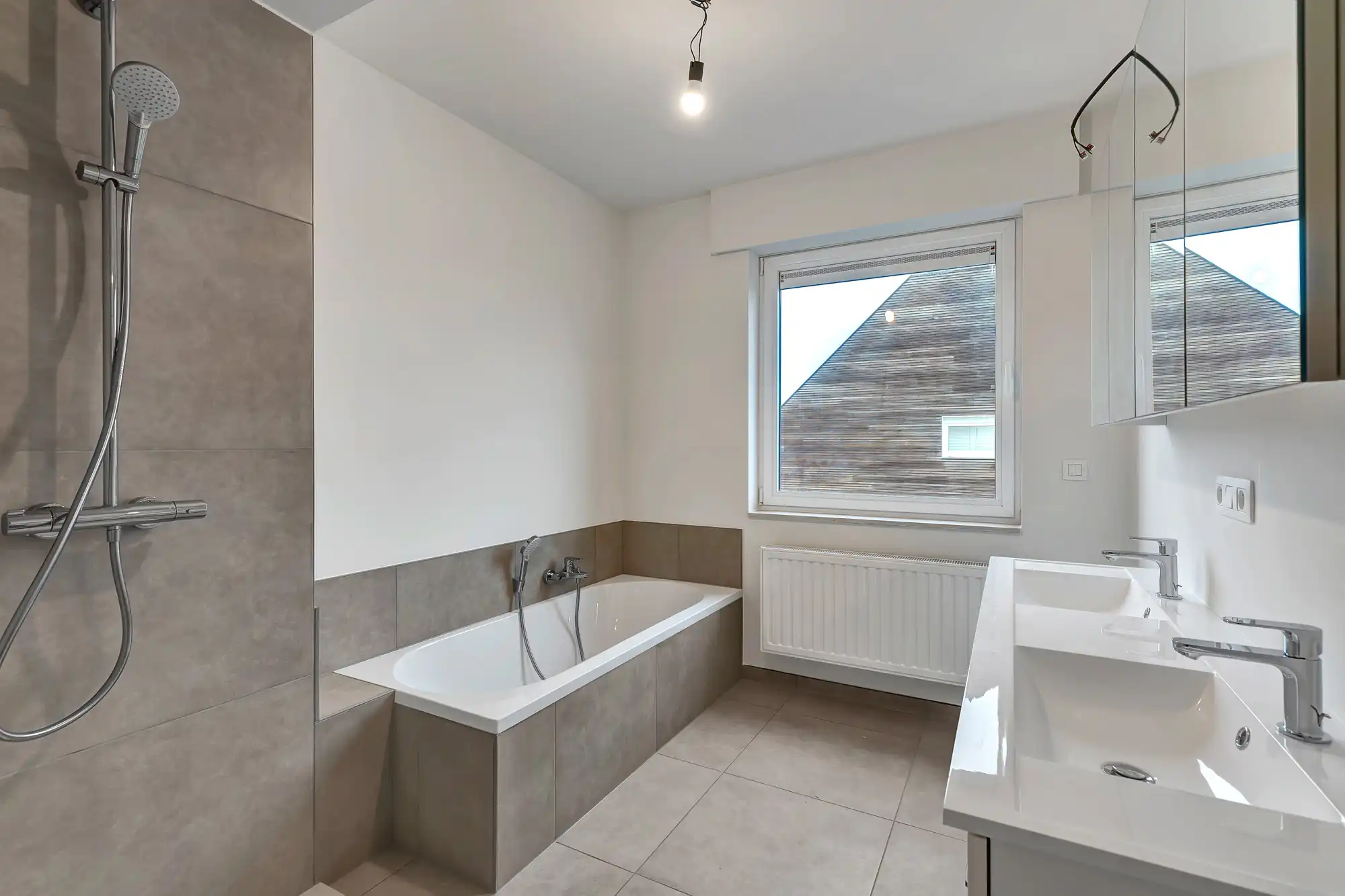 Ruim nieuwbouw duplexappartement, alle comfort foto 6