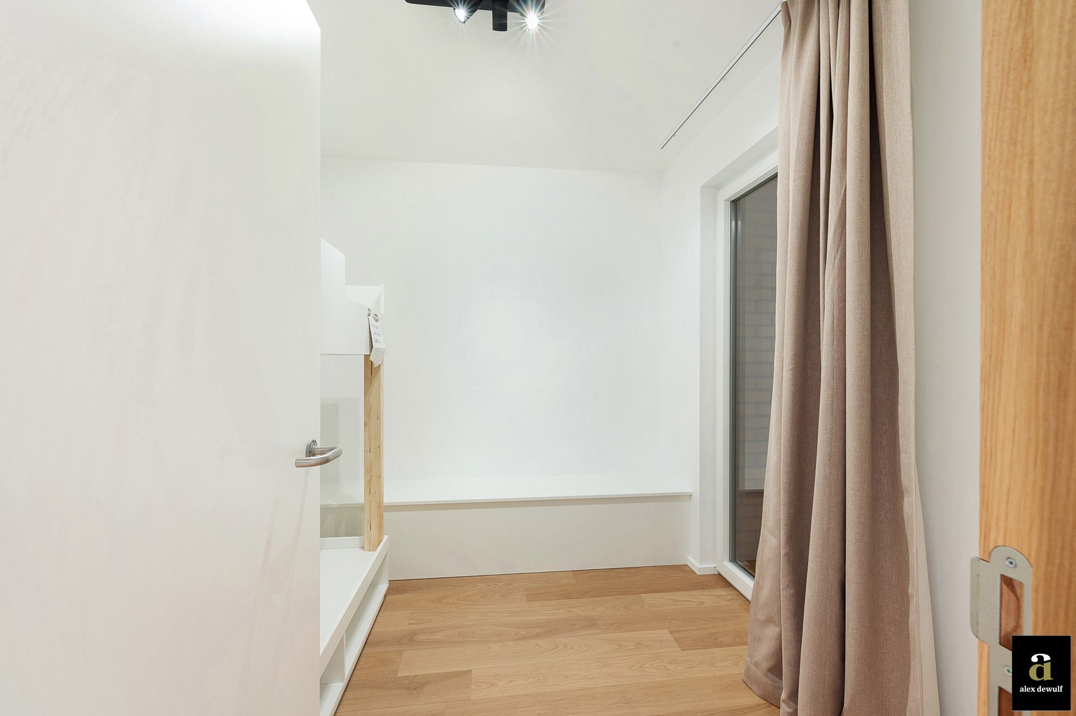 Appartement met 5 slaapkamers en 10m gevel te Rubensplein. foto 21