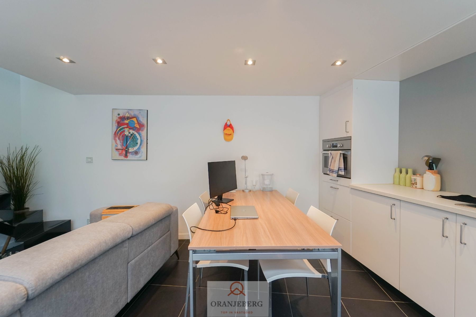 ()=>{if(producerUpdateValueVersion(node),producerAccessed(node),node.value===ERRORED)throw node.error;return node.value} Korte Kruisstraat 53 - 9000 Gent