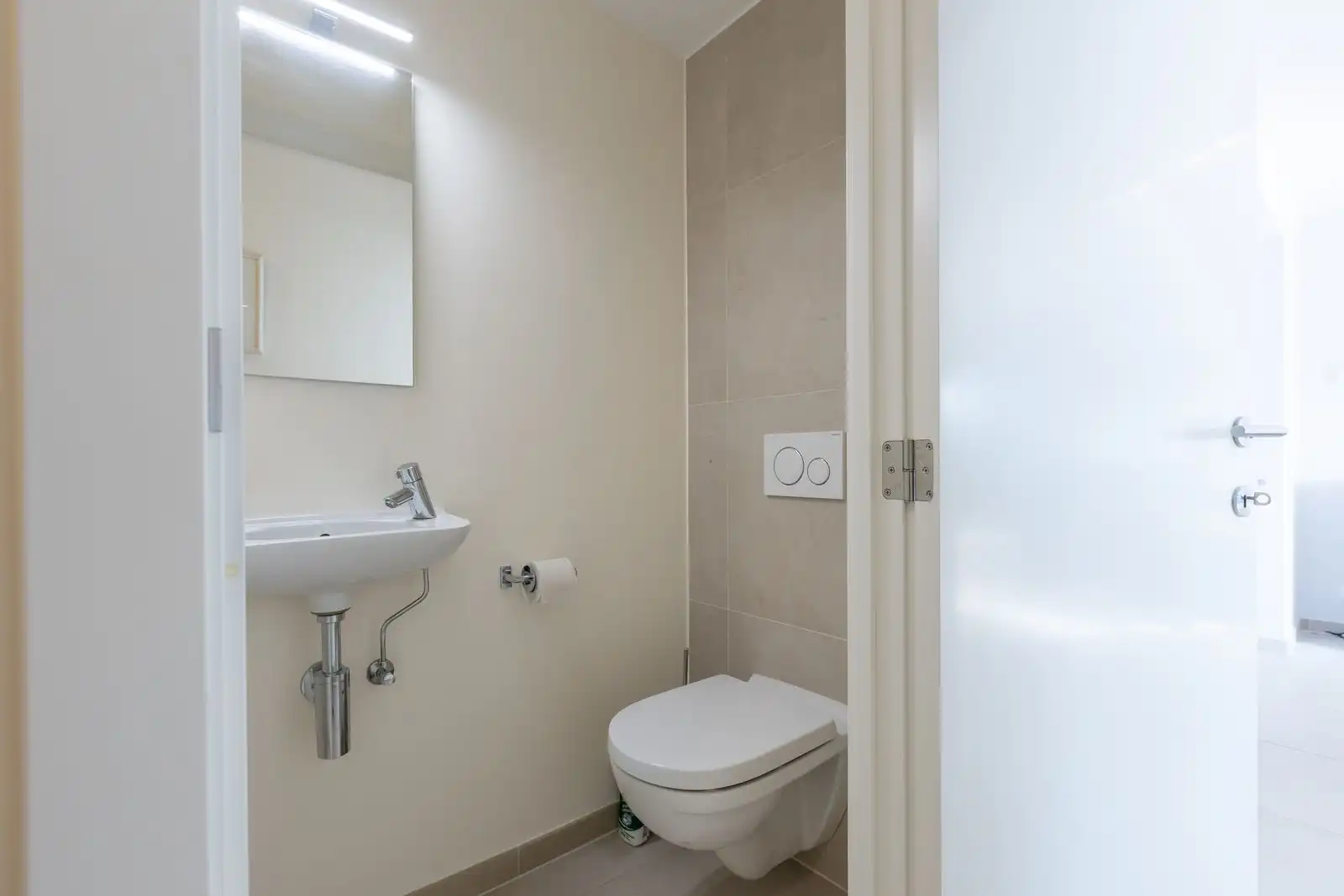 Prachtig appartement met 2 slpk en zonnig terras in jonge residentie foto 14