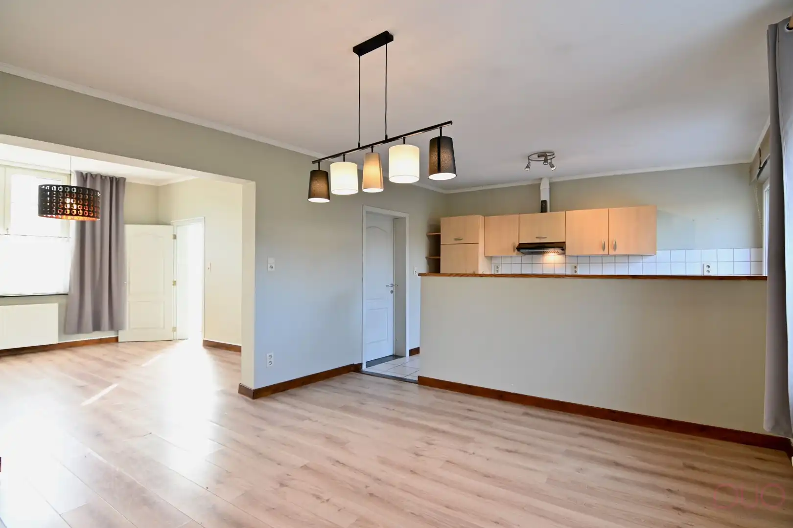 Rustig gelegen instapklare woning met drie slaapkamers op een perceel van 4a30ca foto 5