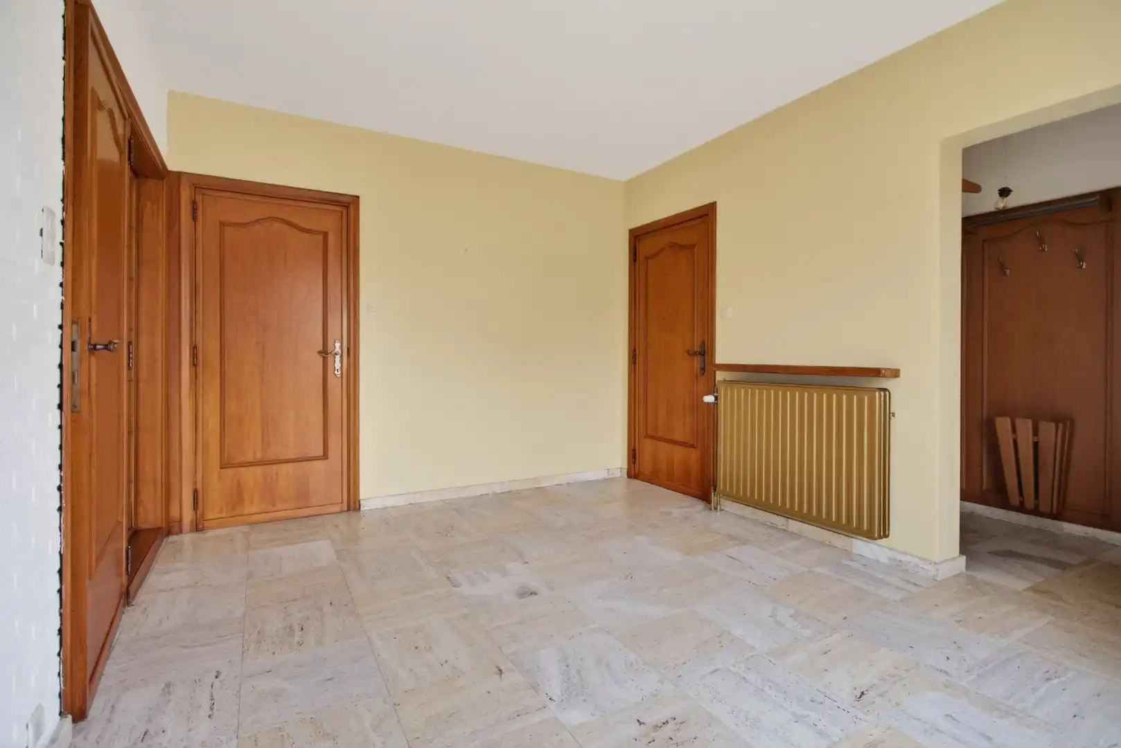 Ruime gelijkvloerse woning met veel potentieel op rustige ligging in Mol foto 7