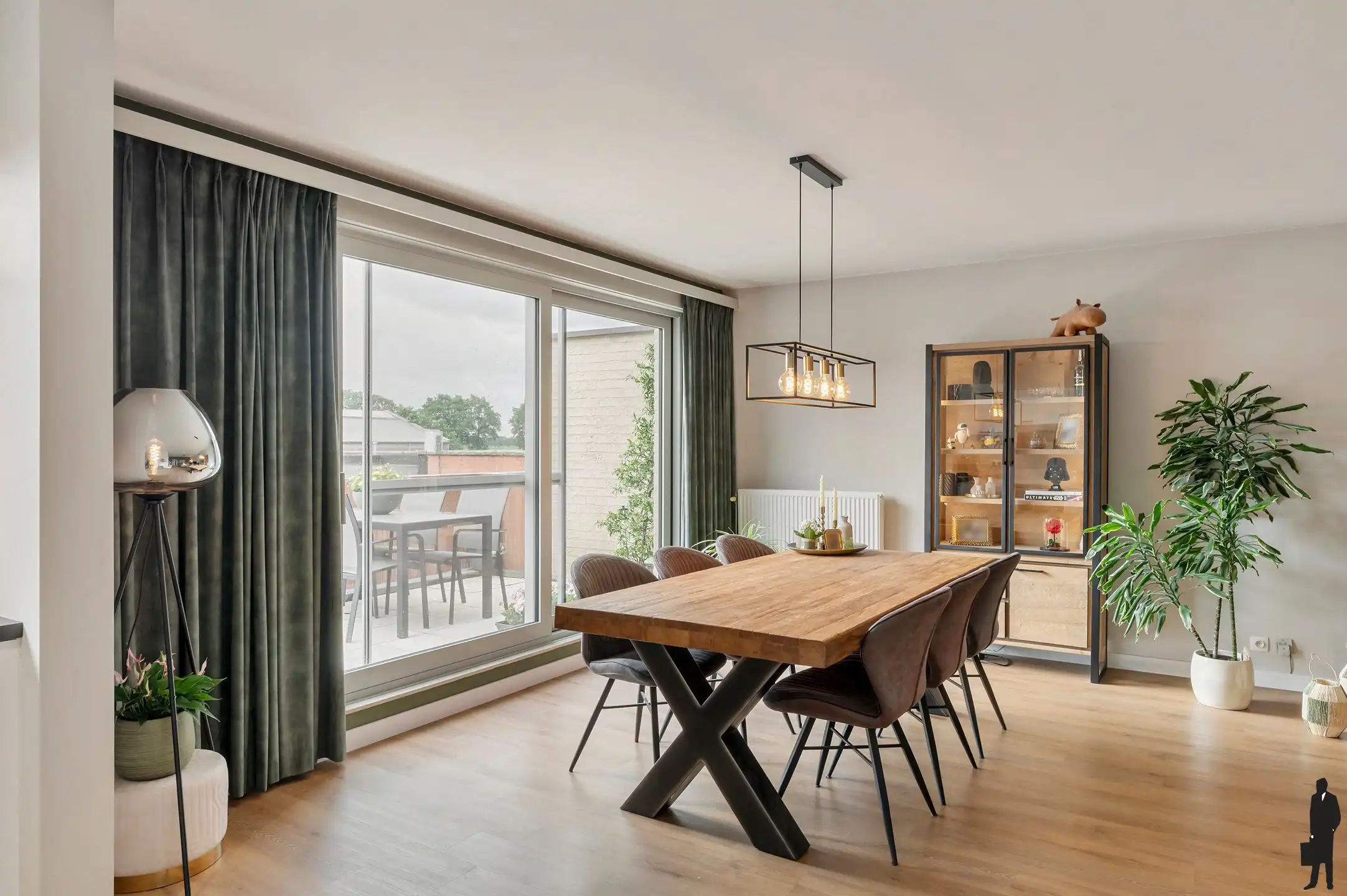 Instapklaar appartement met 2 slaapkamers, ruim terras, garage en kelderberging in Achterbroek foto 5