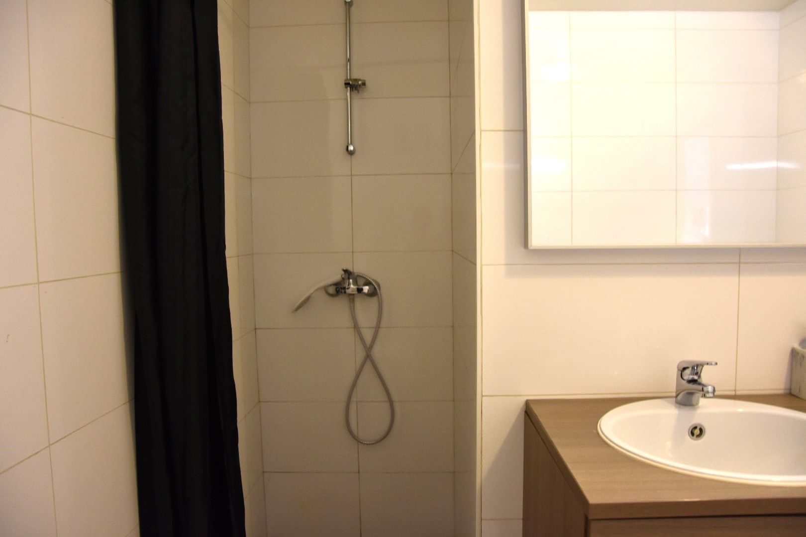 mooi onderhouden 2 slaapkamer appartement foto 11