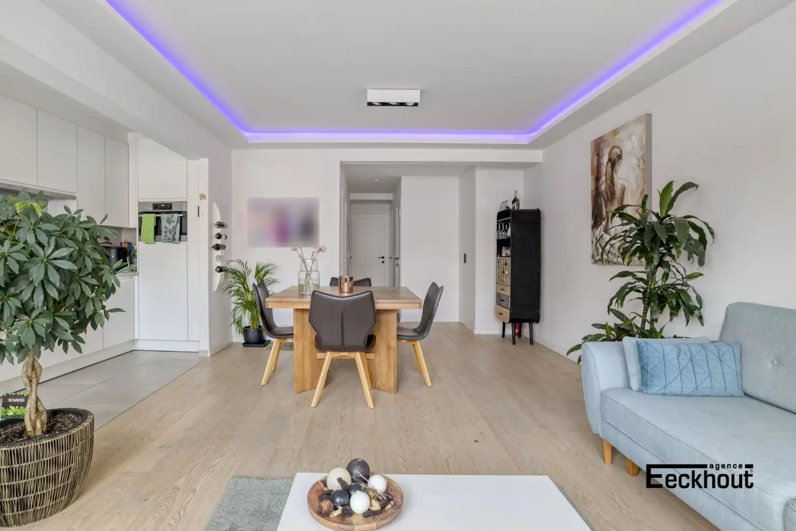 Tot in de puntjes gerenoveerd appartement op rustige locatie in het centrum van Oostende! foto 2