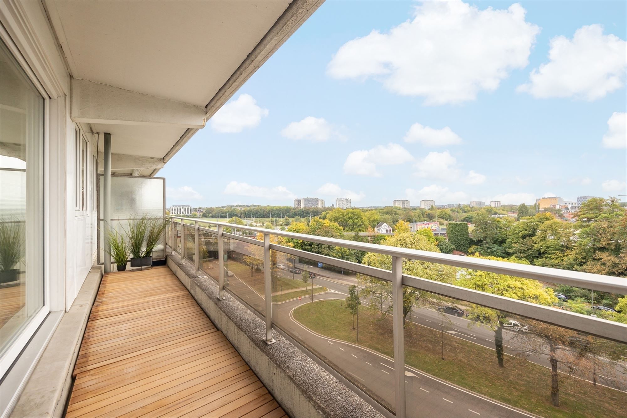 Stijlvol gerenoveerd app. met terras op toplocatie foto 16