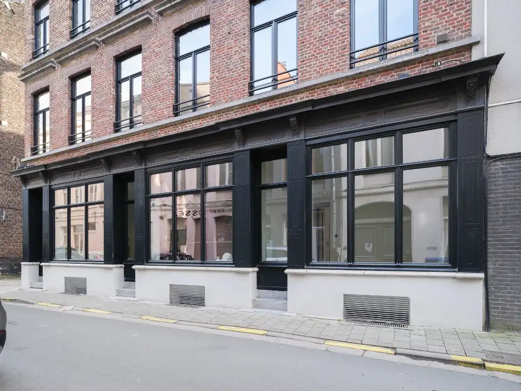 Gerenoveerde penthouse met 2 slaapkamers en terras nabij Portus Ganda foto 11