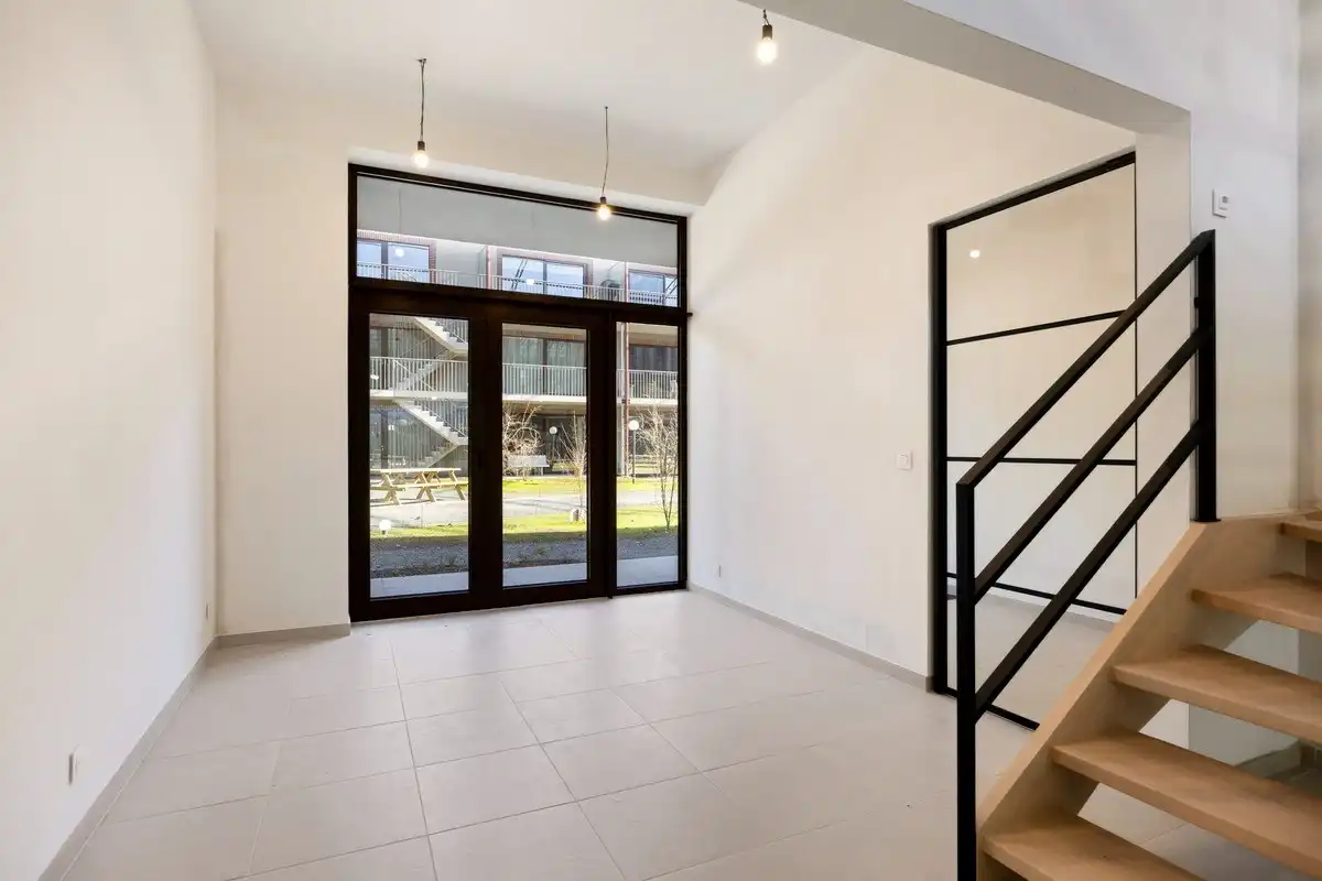 Instapklare woning met zeer goede afwerking, 3 slaapkamers, 3 badkamers, tuin, terras en autostaanplaats in het centrum van Tienen – EPC 27 kWh/m² - bewoonbare  foto 5