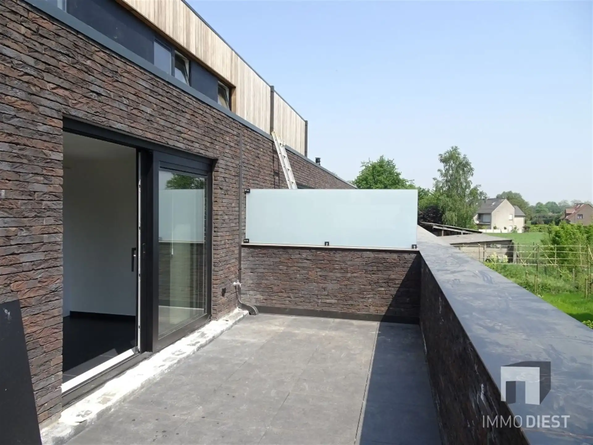 Superterras van 24m² in Bekkevoort! foto 2