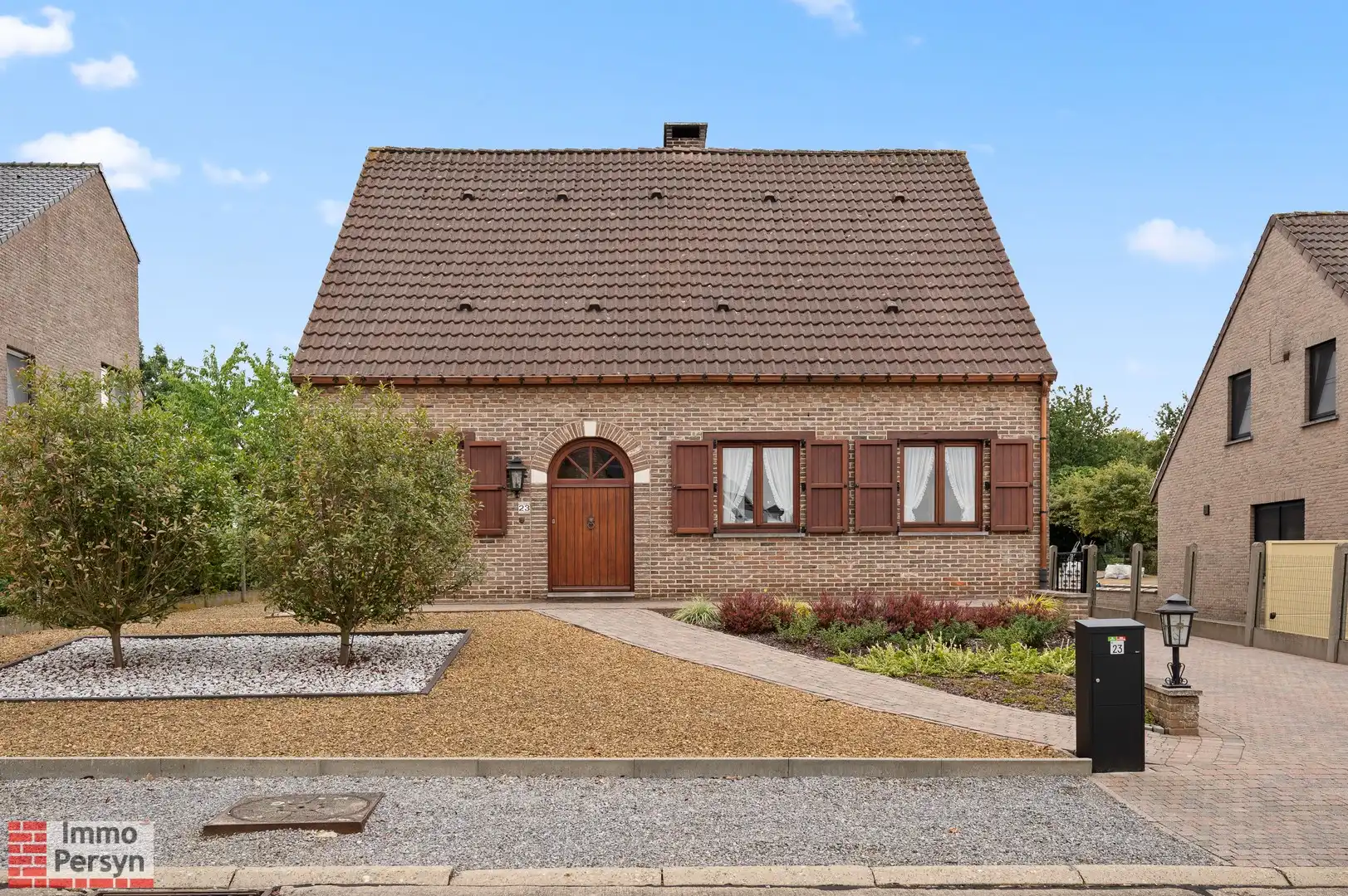 Instapklare open bebouwing met zonnepanelen, grote tuin en inpandige garage in Scherpenheuvel foto 2