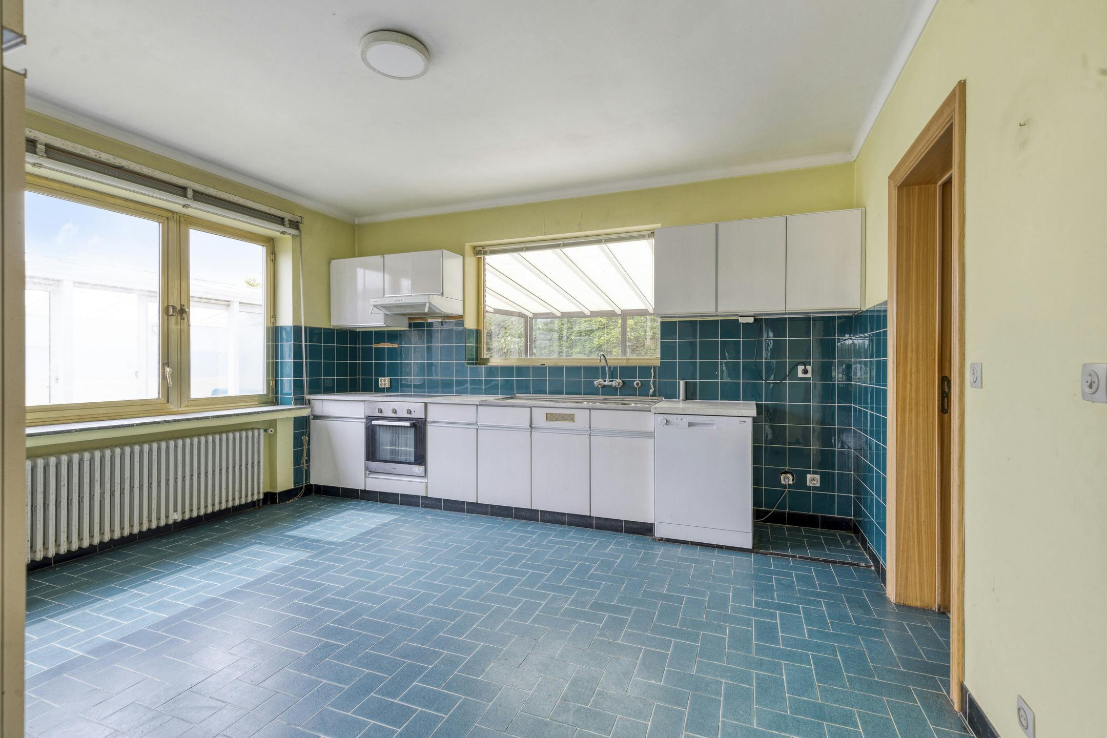Statig te renoveren villa te koop met zwembad nabij Brugge  foto 4