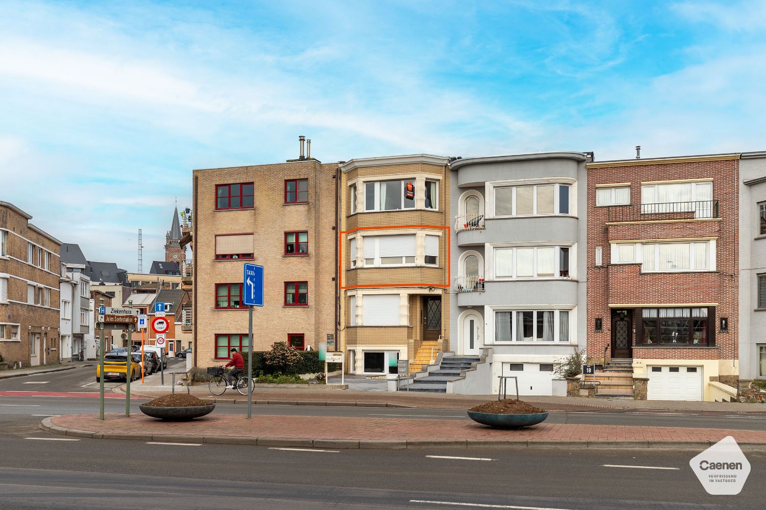 Te renoveren twee slaapkamer appartement met een uitstekende ligging foto 11