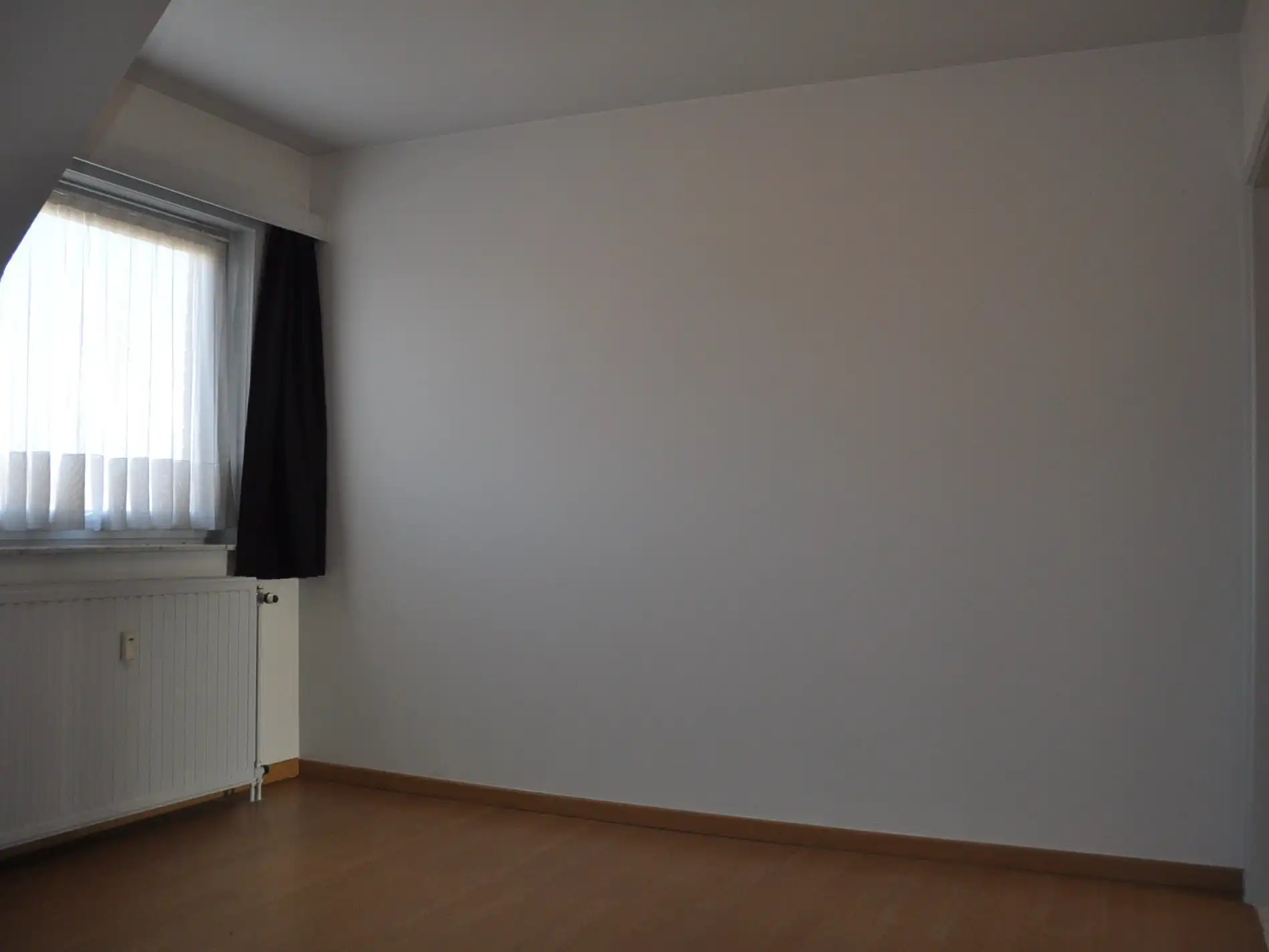 Appartement met 2 slaapkamers, terras en staanplaats foto 9