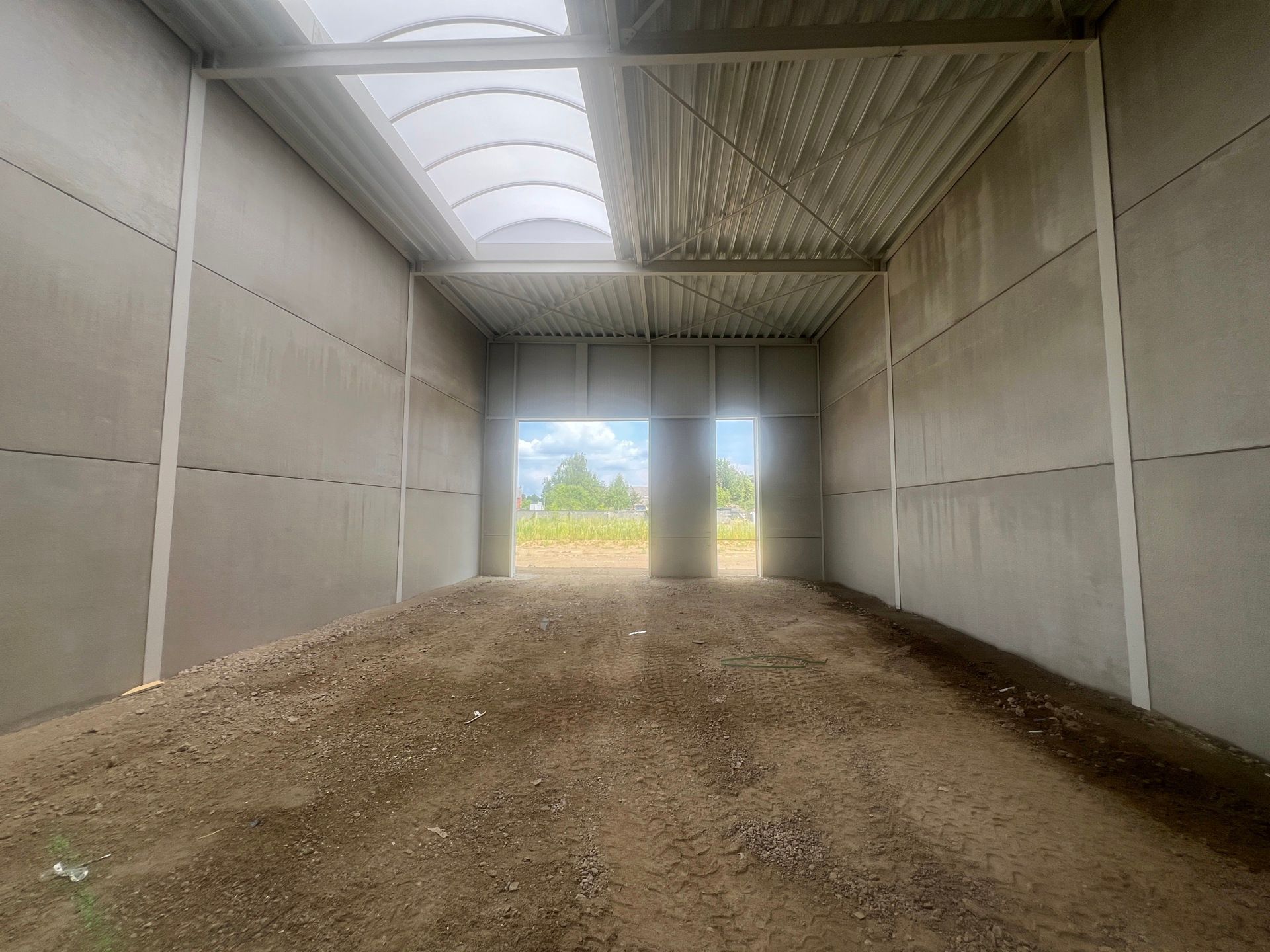 KMO-UNIT van 240M² - STADSBEEMD IN HALEN foto 3