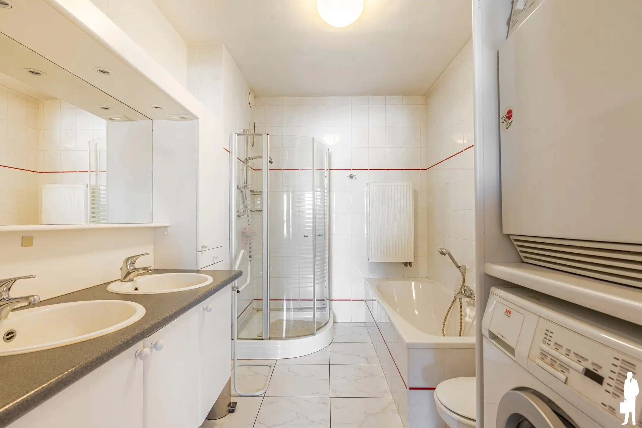 Ruime duplex met 4 slpk, 3 parkings en 3 bergingen foto 14