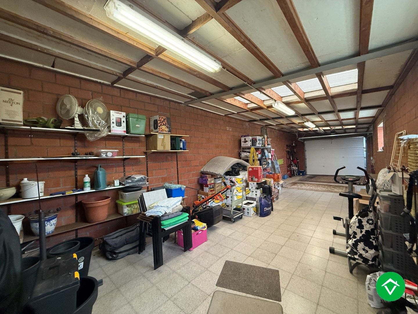 Alleenstaande woning met 5 slaapkamers, tuin en garage/loods te Roeselare foto 16