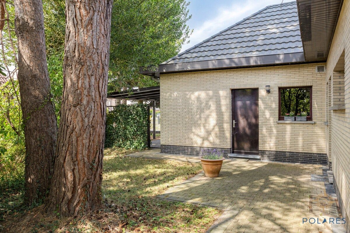 Ruime instapklare villa met prachtige zuidgerichte tuin foto 27