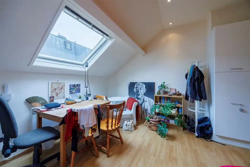 Studentenhuis met drie studio's! foto 16