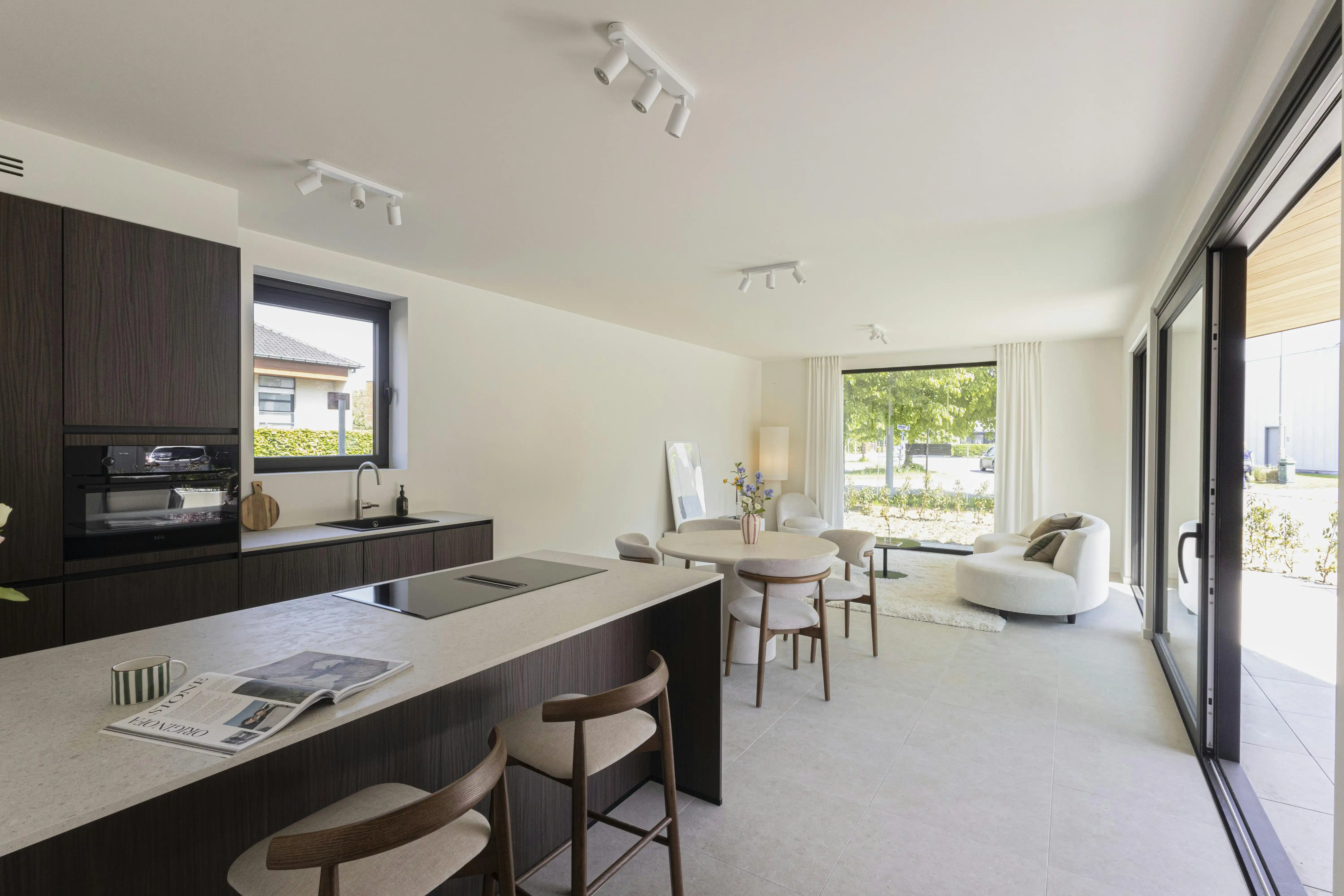 Gelijkvloers appartement (92m²) te koop in Waregem foto {{pictureIndex}}