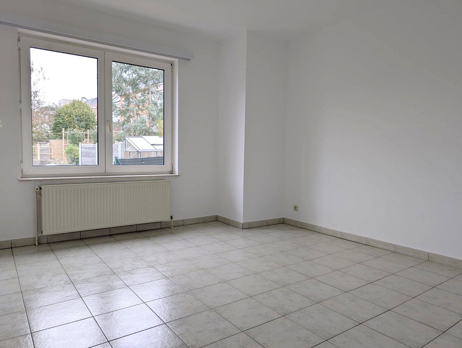 Appartement voor 2 rustige personen incl garage! foto 12