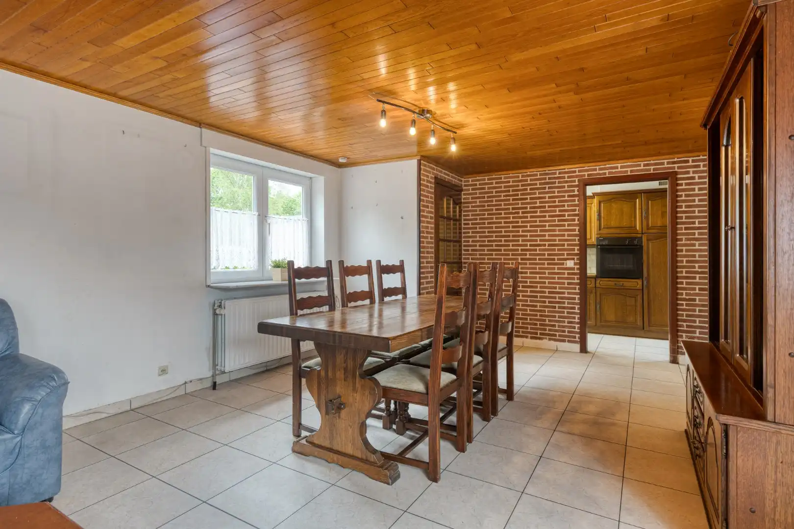 Rustig gelegen gelijkvloerse woning met 3 slaapkamers, garage en zonnige buitenruimte! foto 3