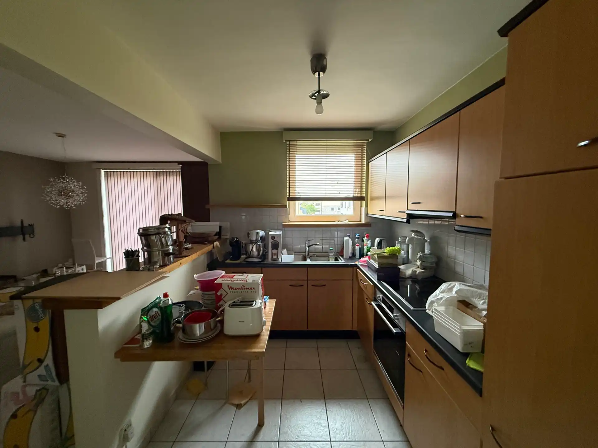 WICHELEN - Ruim appartement mét garage. foto 5