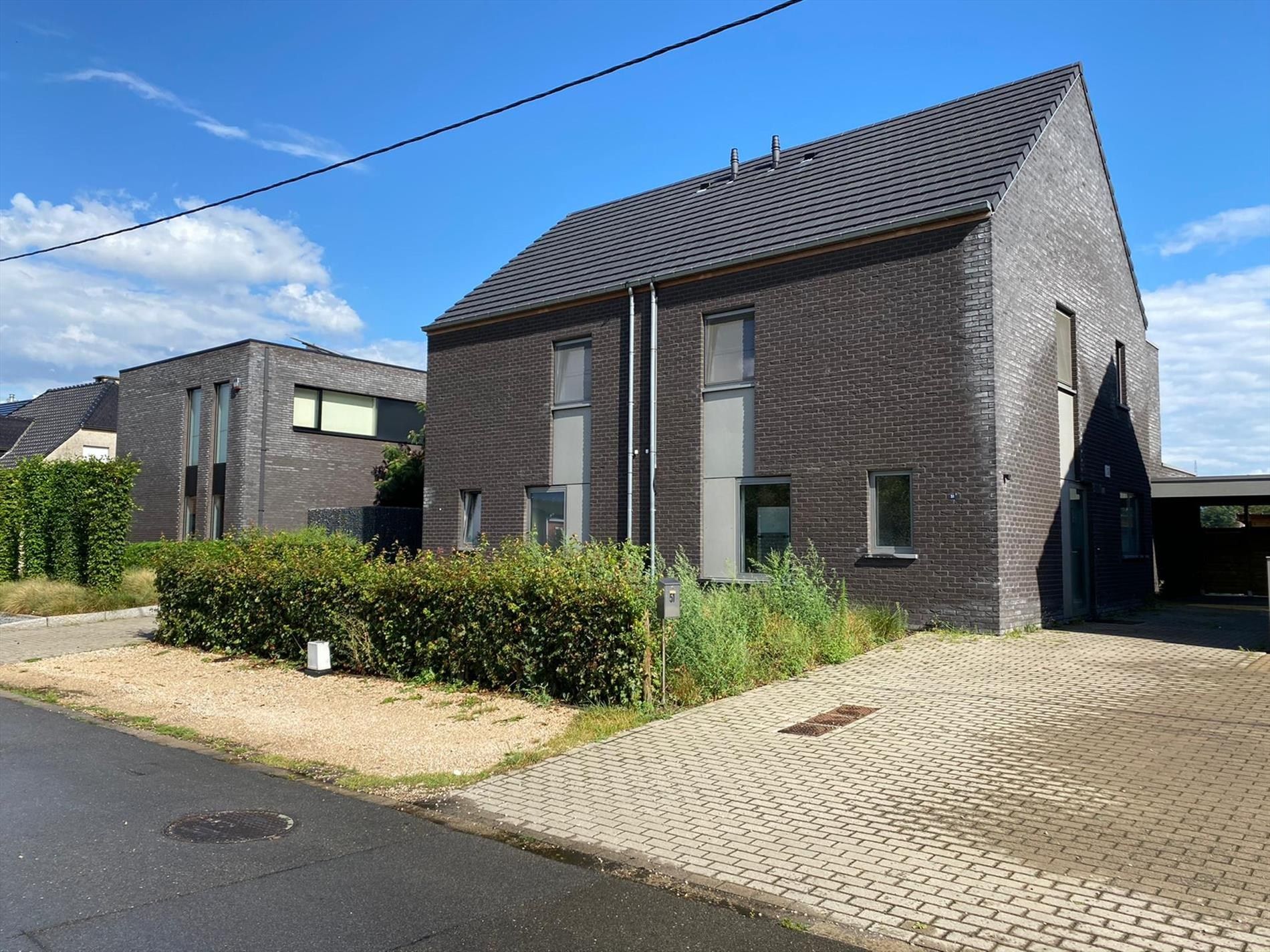 Ruime instapklare woning met 4 slpks nabij het centrum van Balen ! foto {{pictureIndex}}
