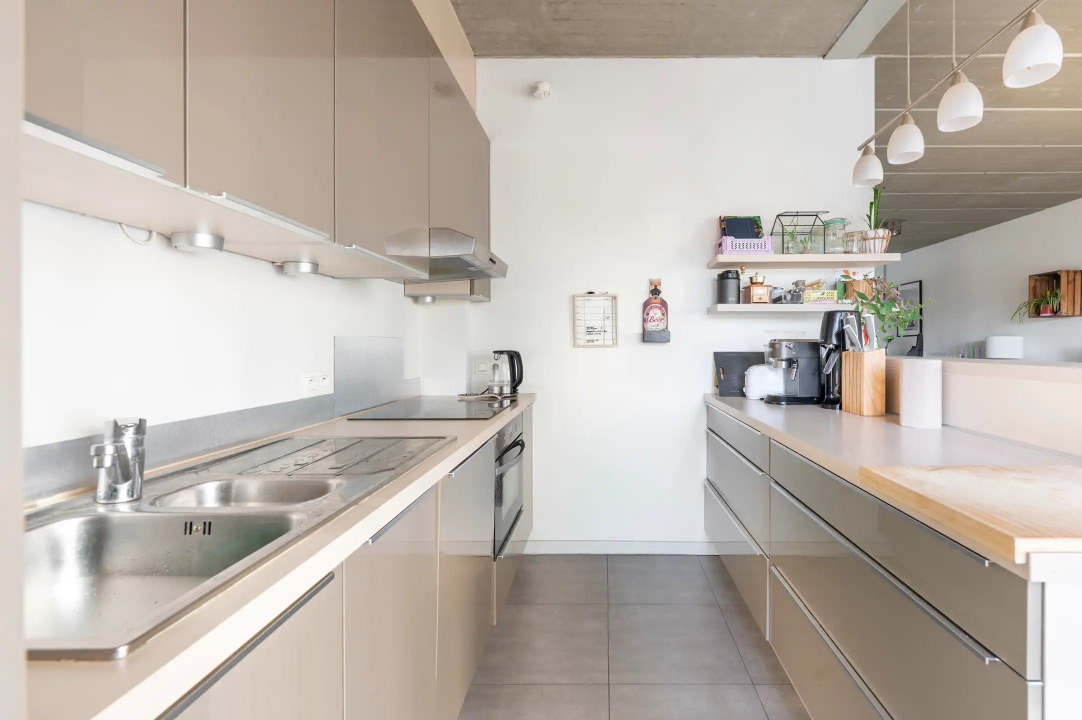 Antwerpen-eliandje. Appartement met zicht op water! foto 3