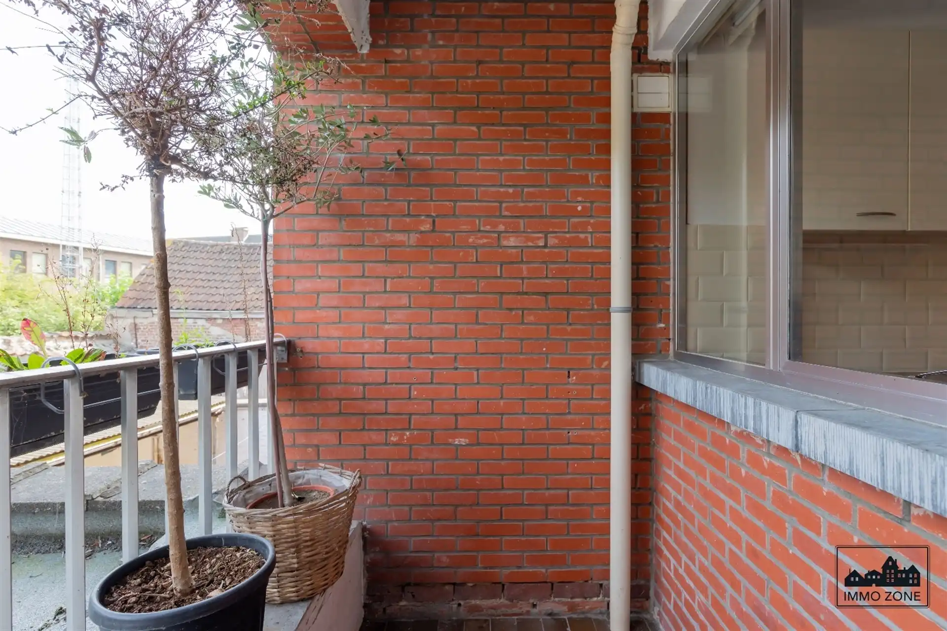 Gunstig gelegen 2 slaapkamer appartement met terras. foto 12