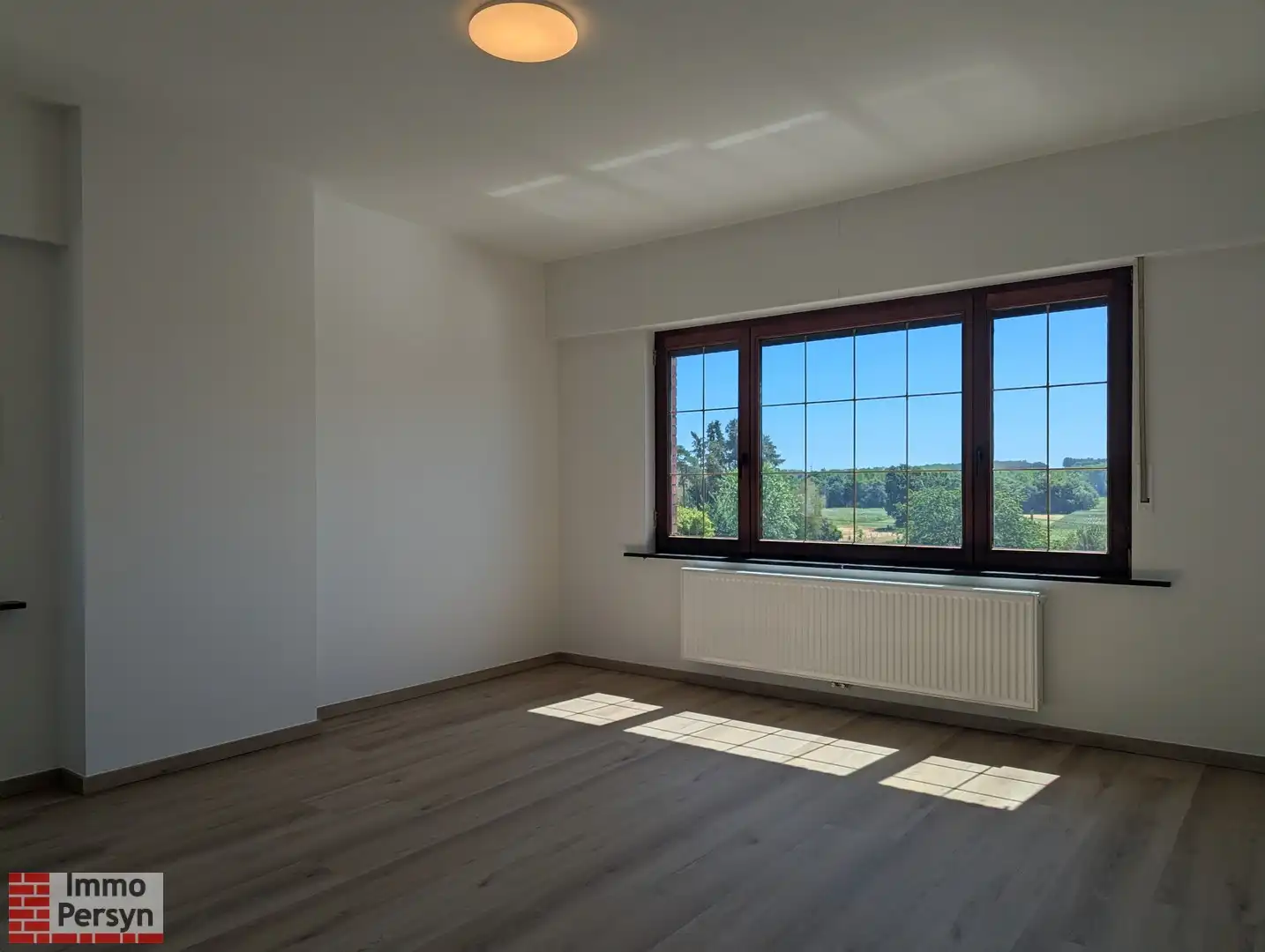 Zeer ruime open woning te huur in Langdorp foto 27
