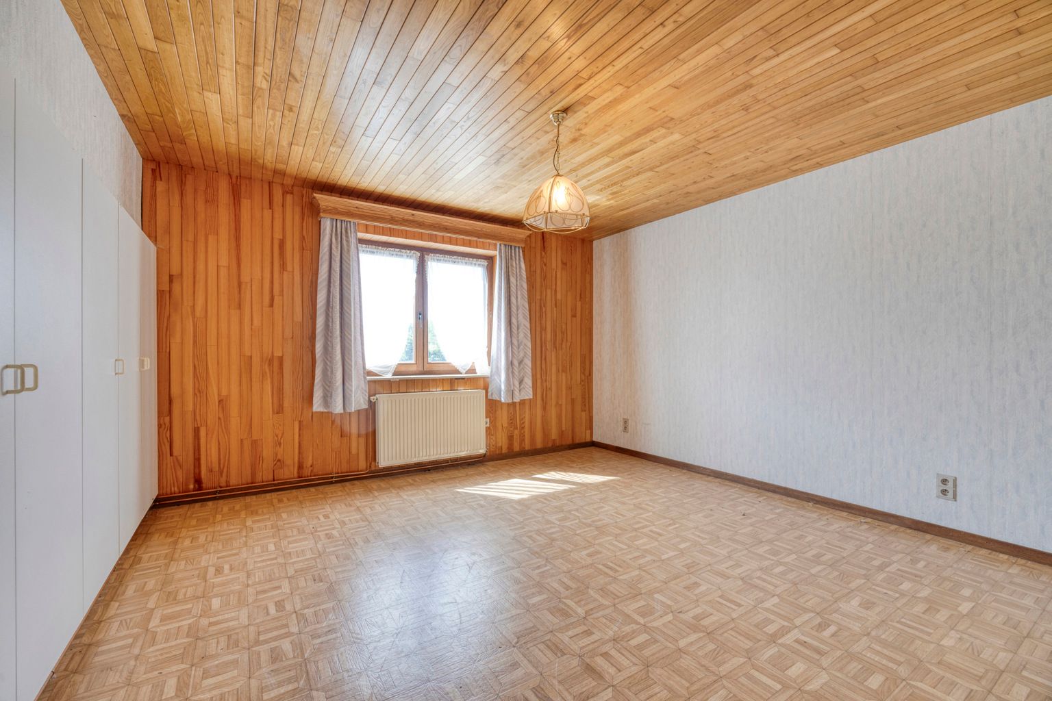 WONING MET NIET VERPACHTE WEILANDEN EN STALLINGEN foto 17