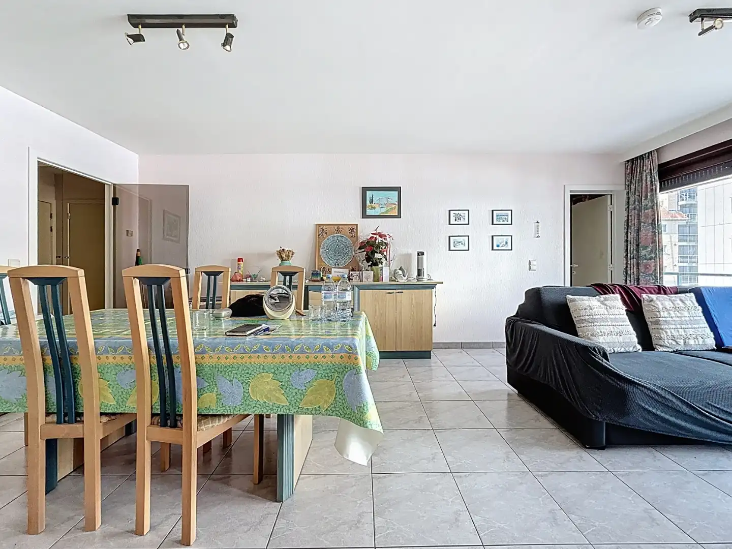 Licht op te frissen appartement op toplocatie in Nieuwpoort-bad foto 4