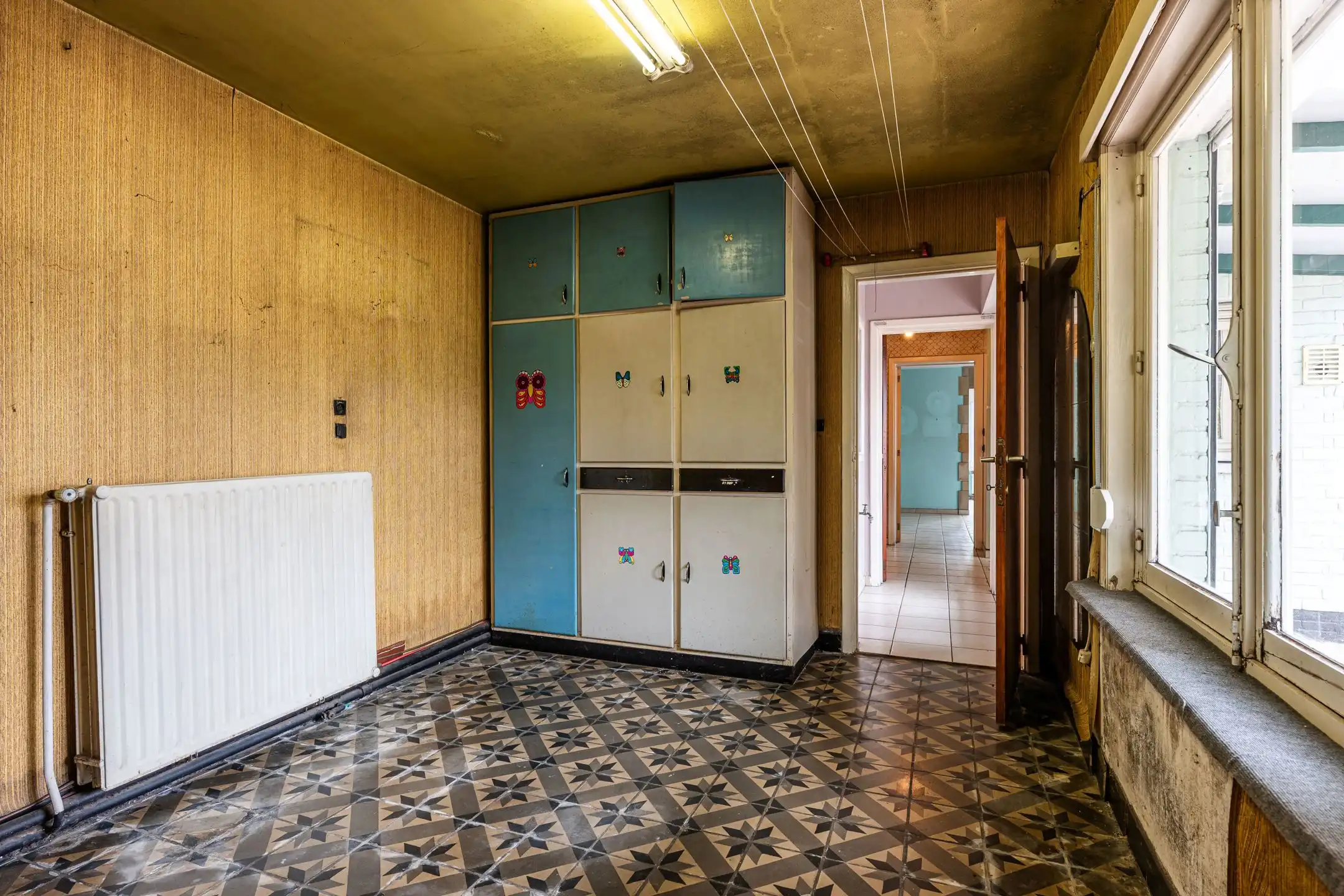 Te renoveren half open woning met veel potentieel!  foto 21